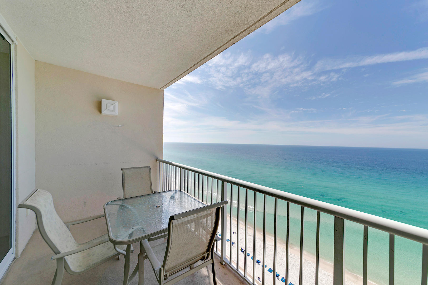 MAJESTIC BEACH TOWERS I - Residential