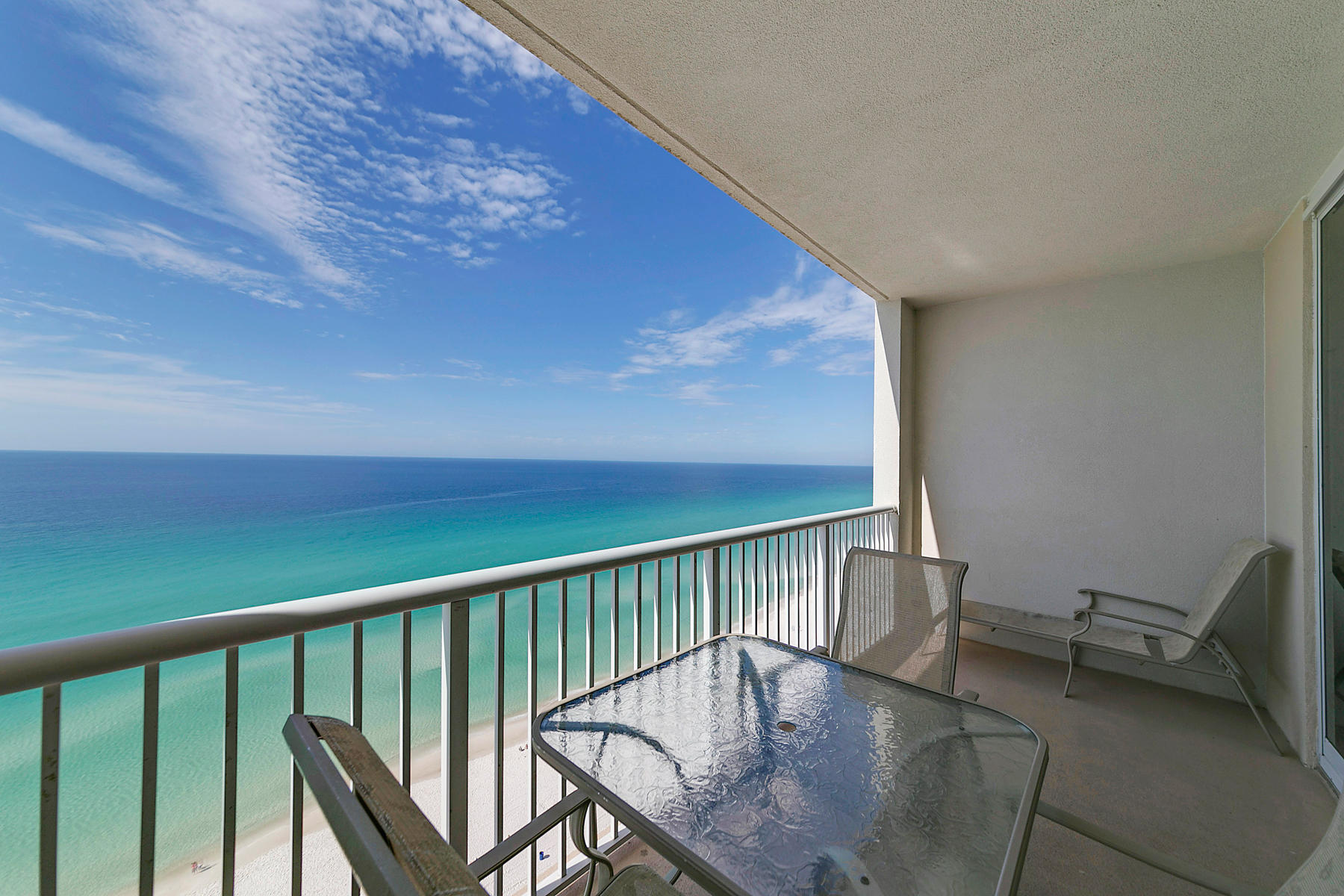 MAJESTIC BEACH TOWERS I - Residential