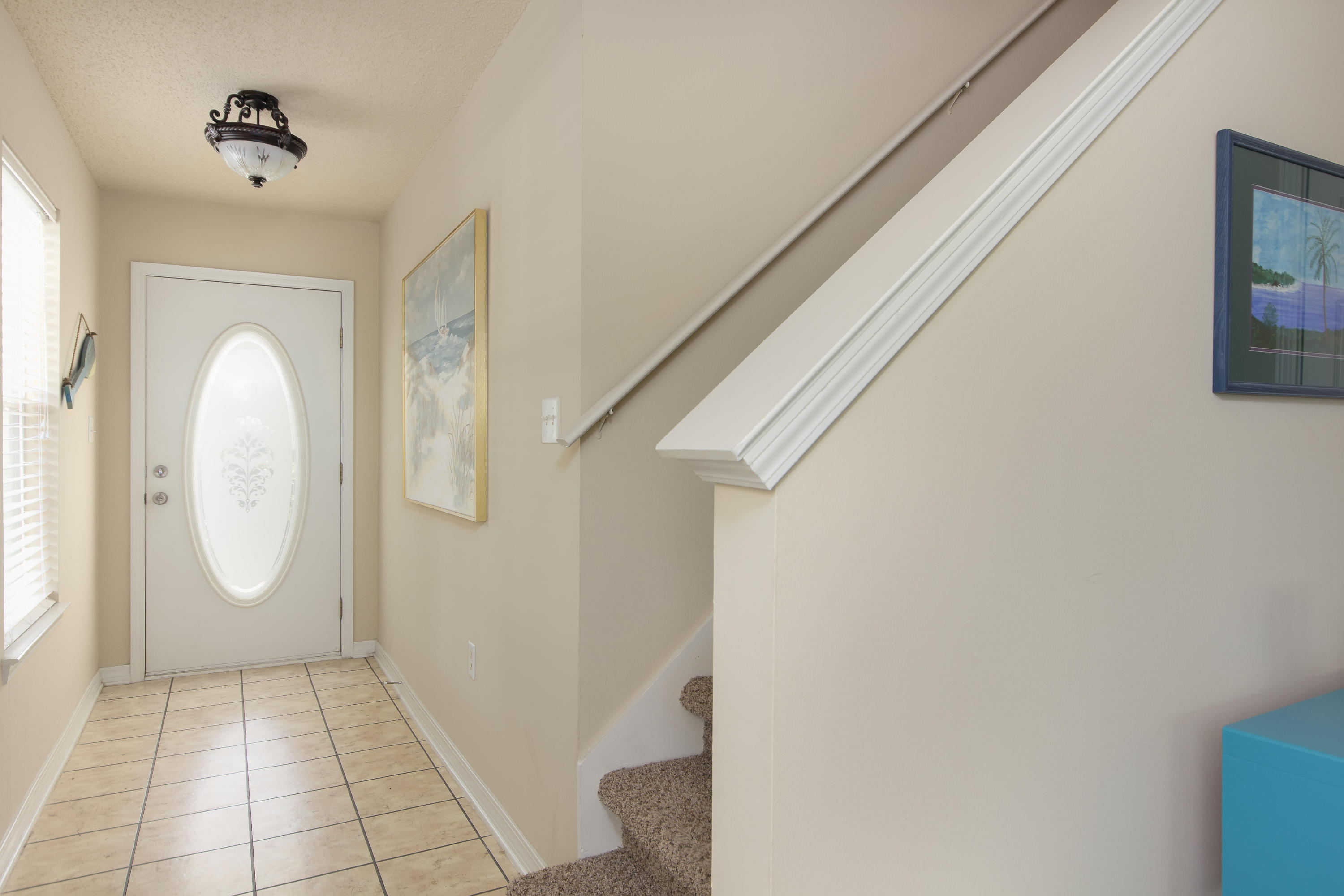 TWIN LAKES ESTATES - Residential