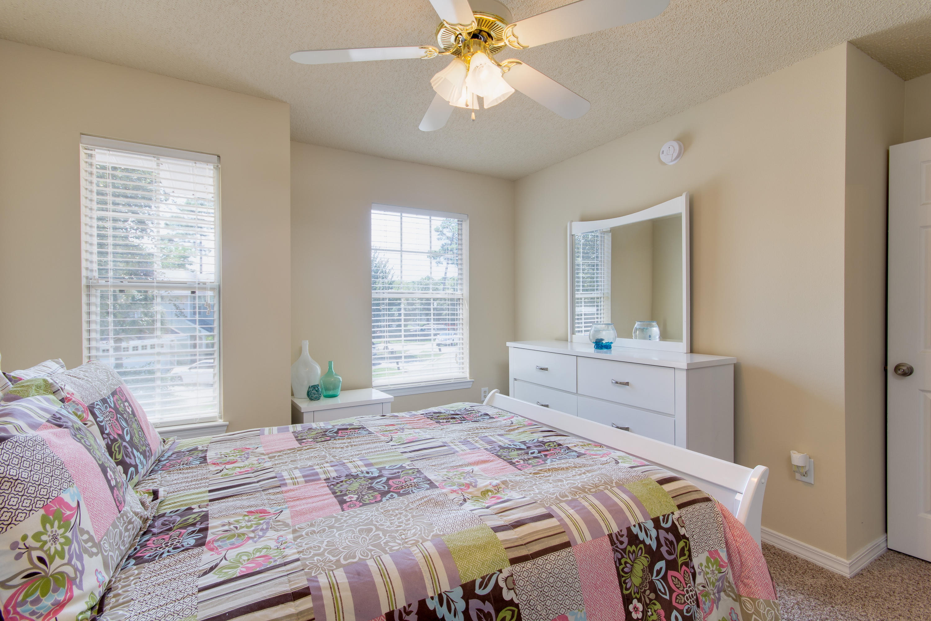 TWIN LAKES ESTATES - Residential