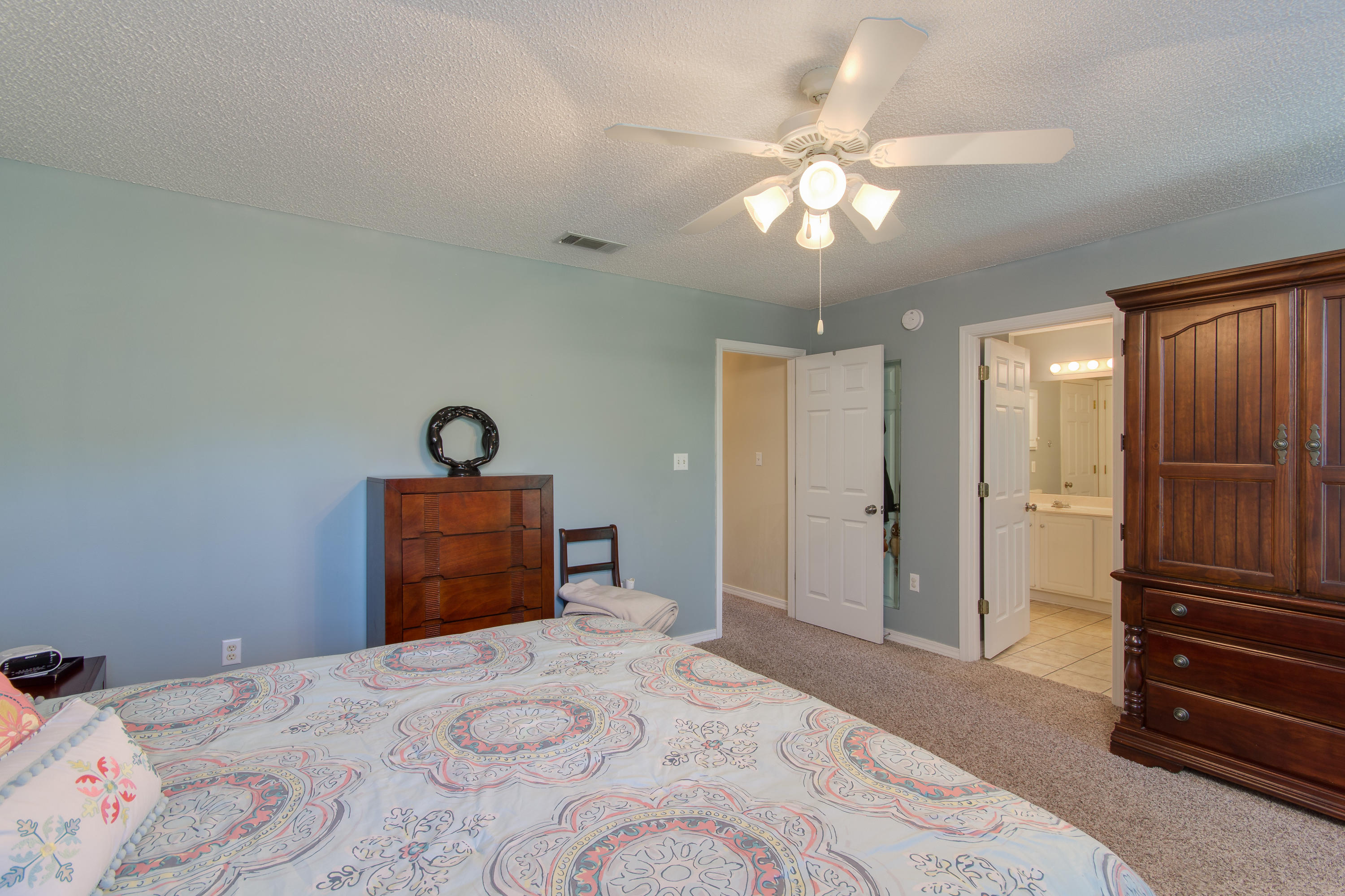 TWIN LAKES ESTATES - Residential