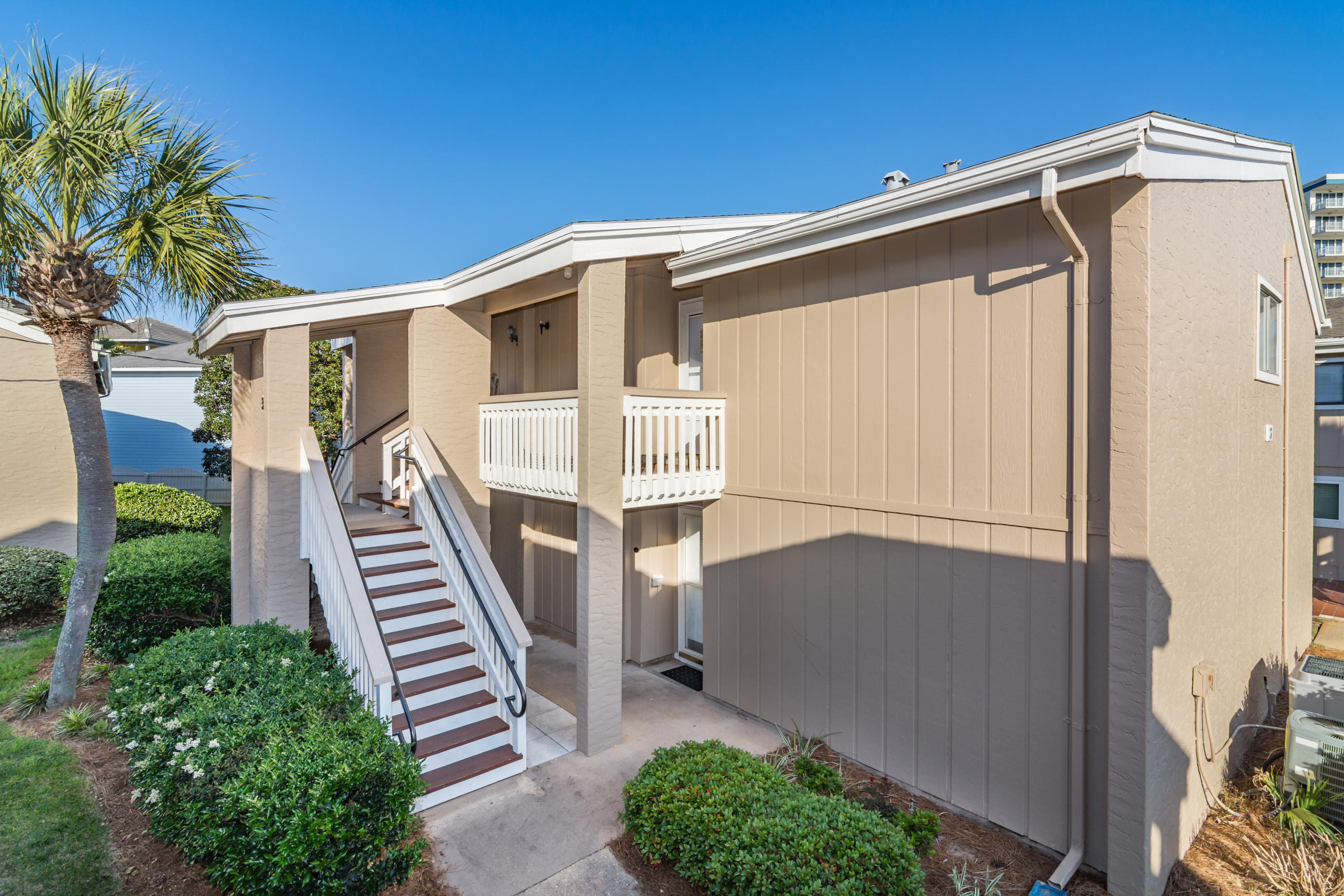 CHATEAU LA MER CONDO - Residential