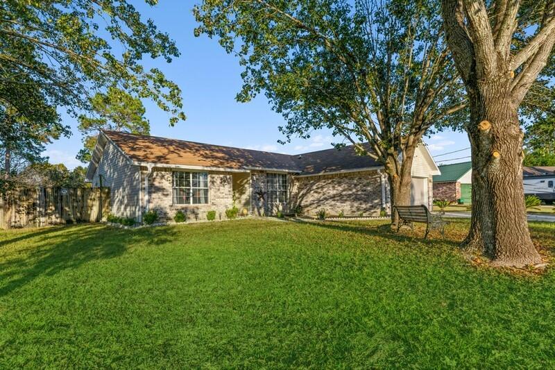 COUNTRYVIEW - Residential