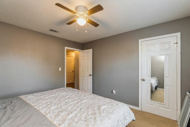 COUNTRYVIEW - Residential