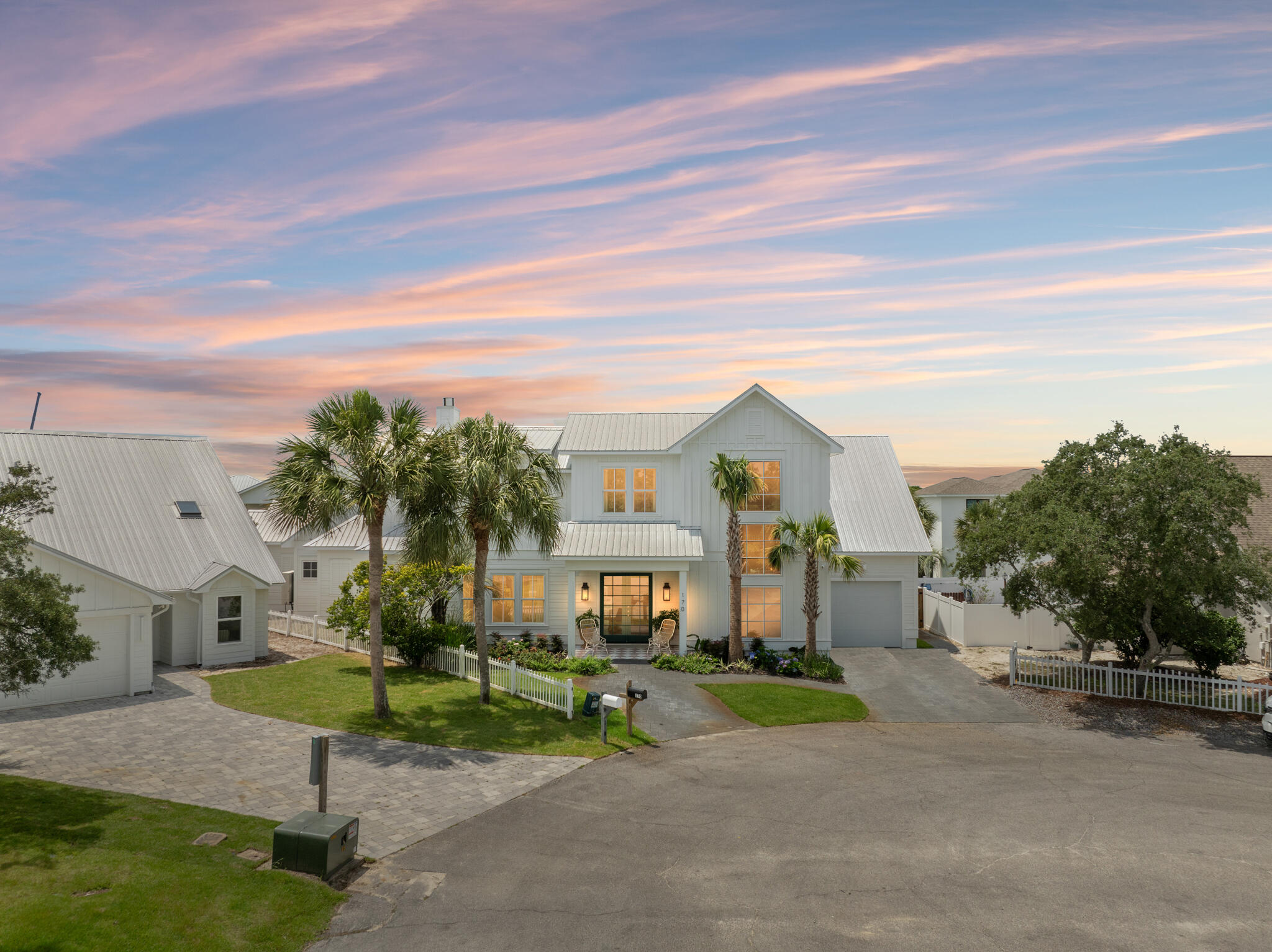 SAND CLIFFS - Residential