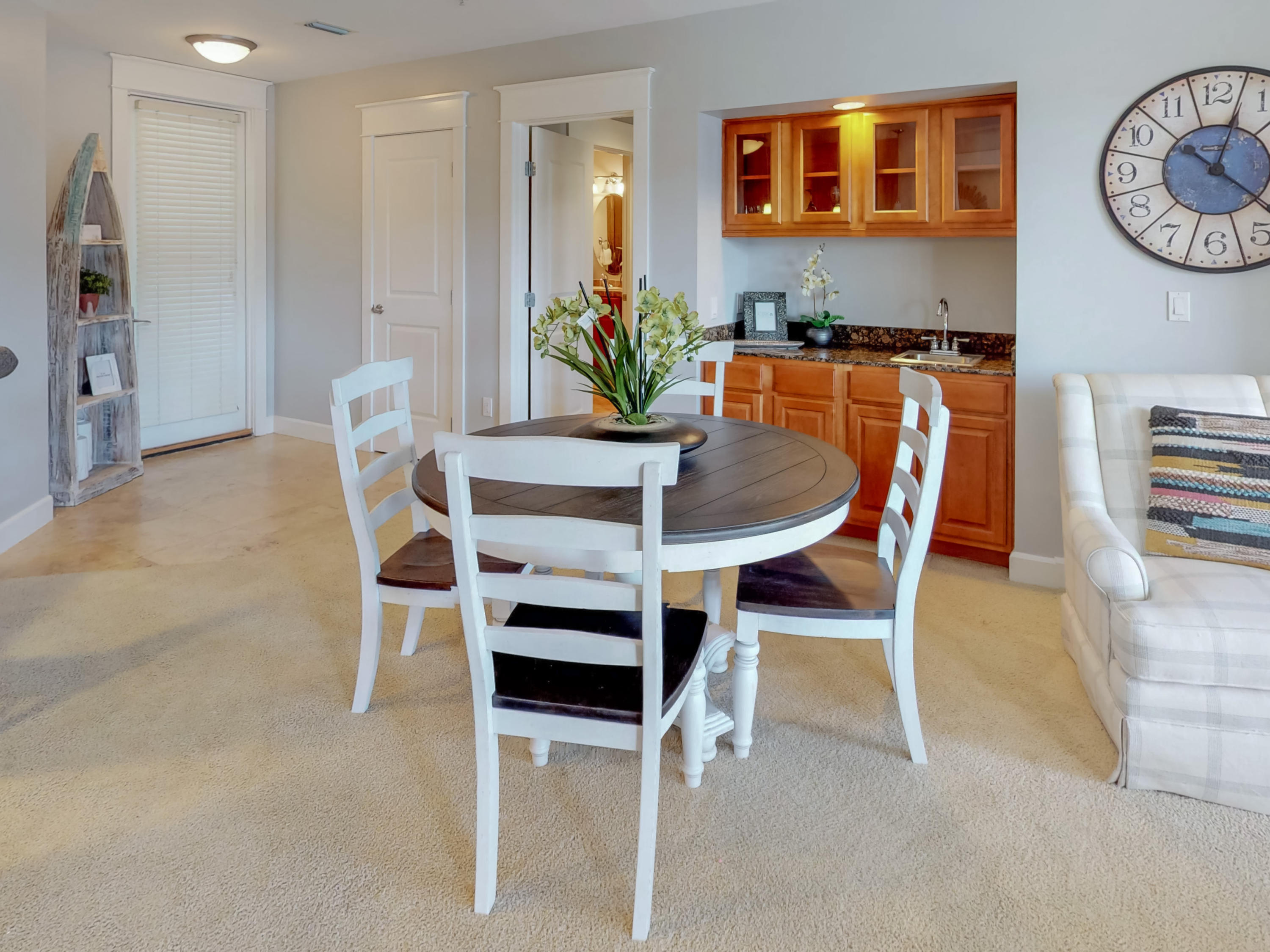 PINE RIDGE VILLAS - Residential