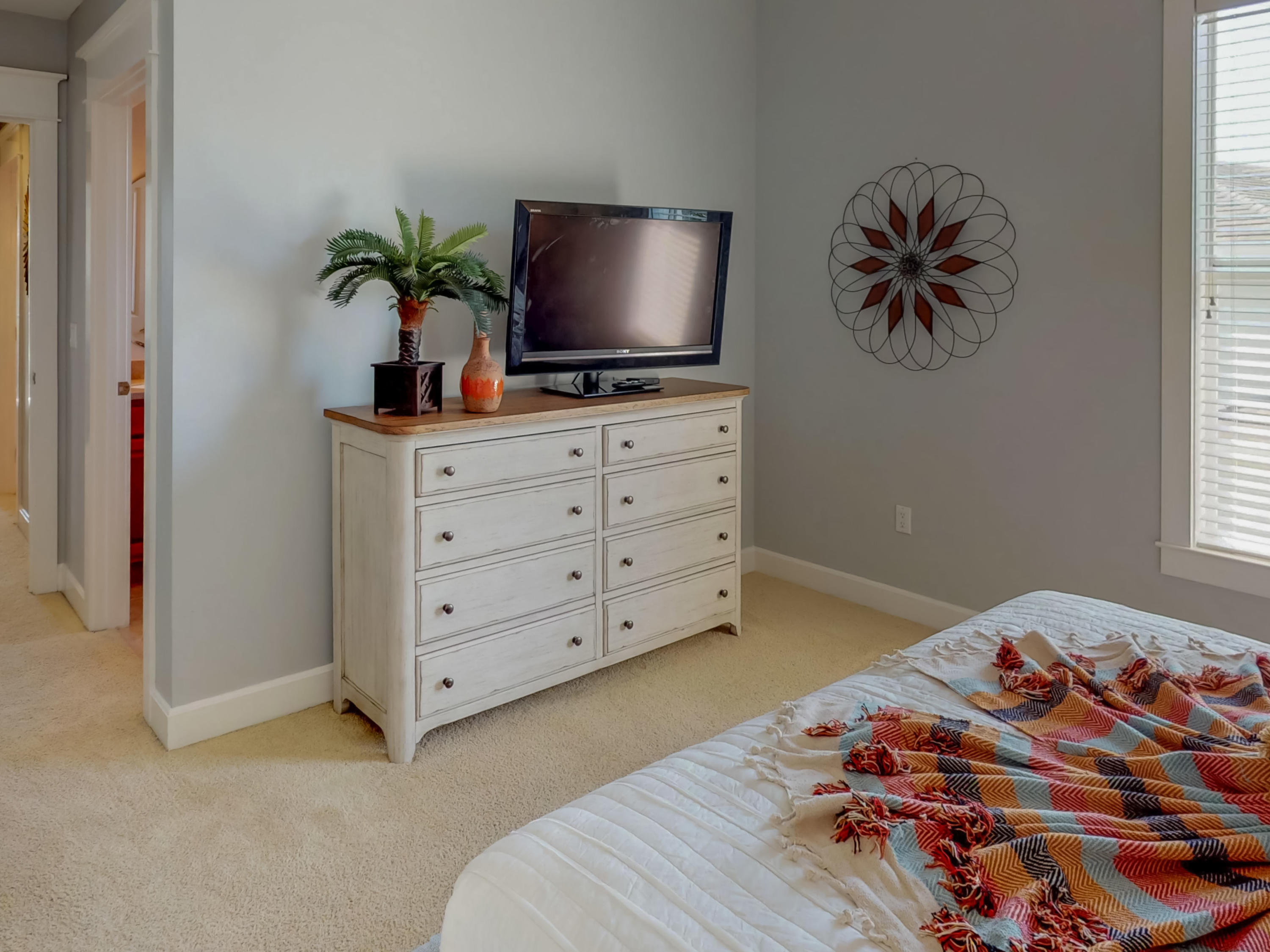 PINE RIDGE VILLAS - Residential