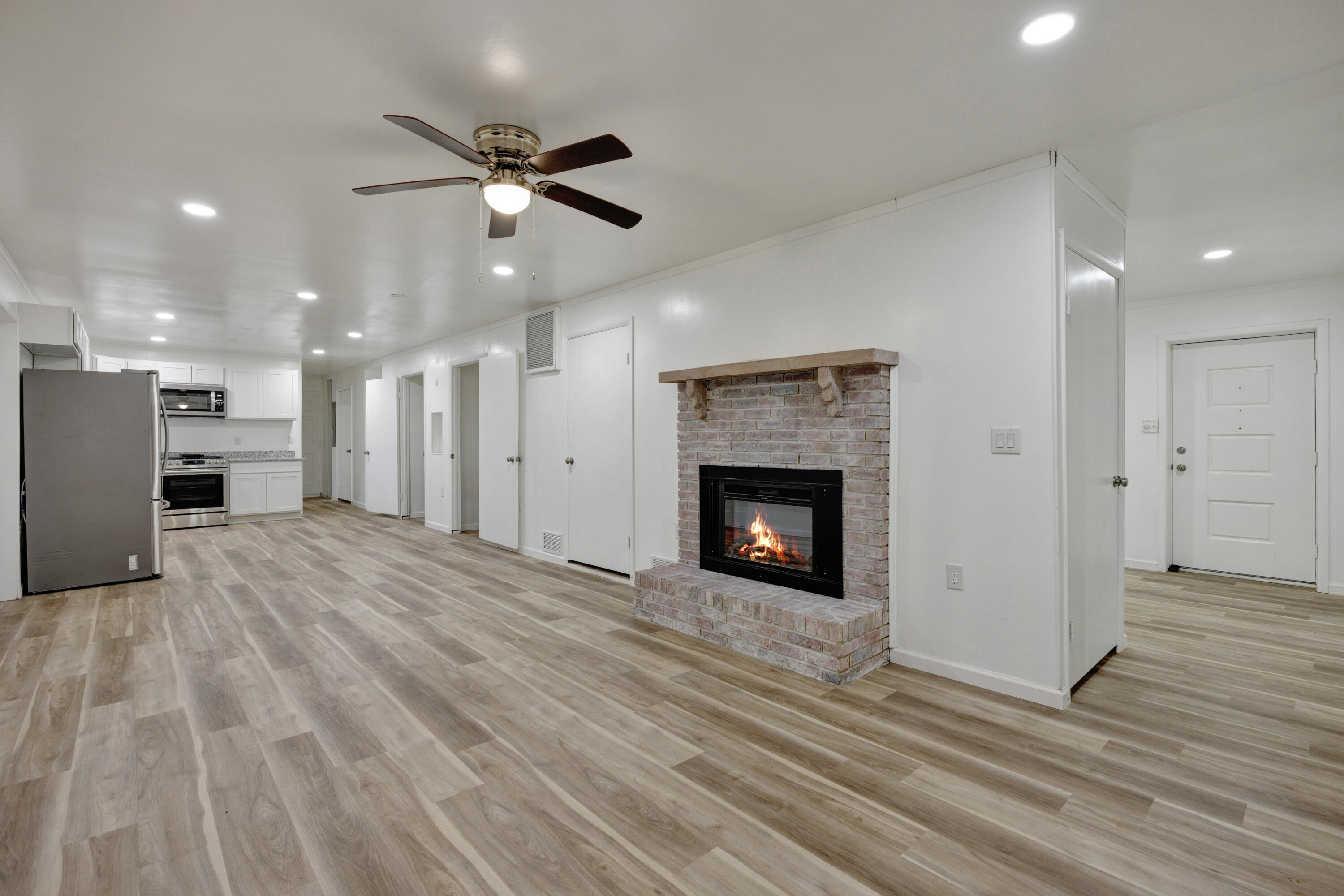 QUIET OAKS S/D - Residential