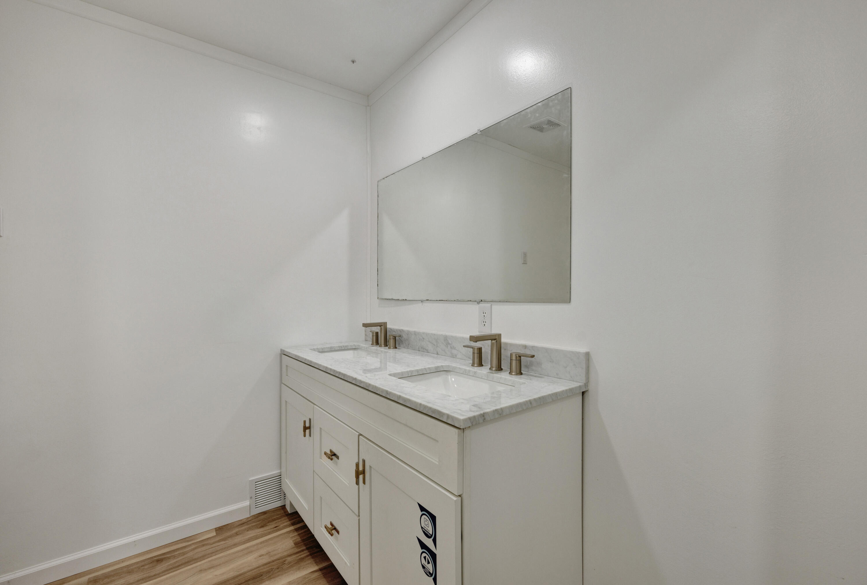 QUIET OAKS S/D - Residential