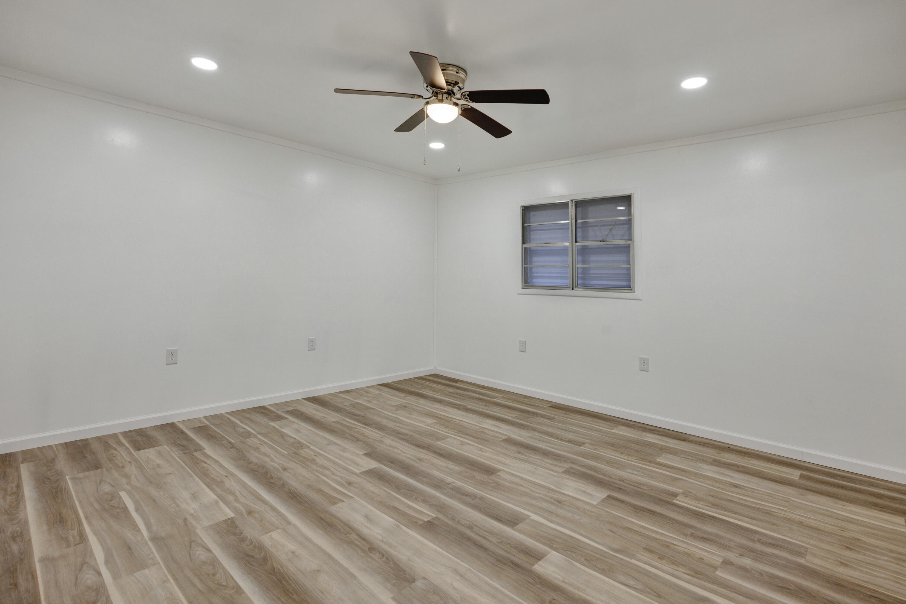 QUIET OAKS S/D - Residential