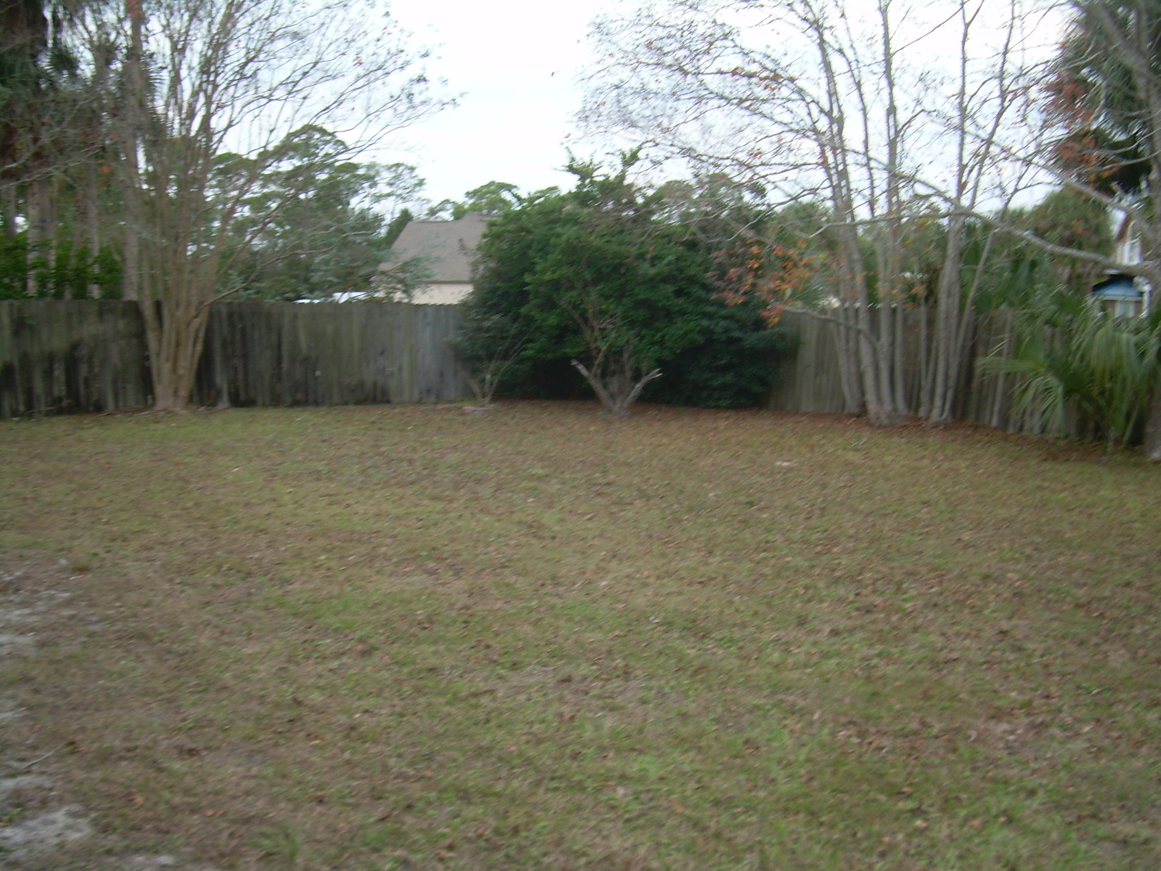 EMERALD BEACH Plat 1,Lot 20 Blk A - Residential