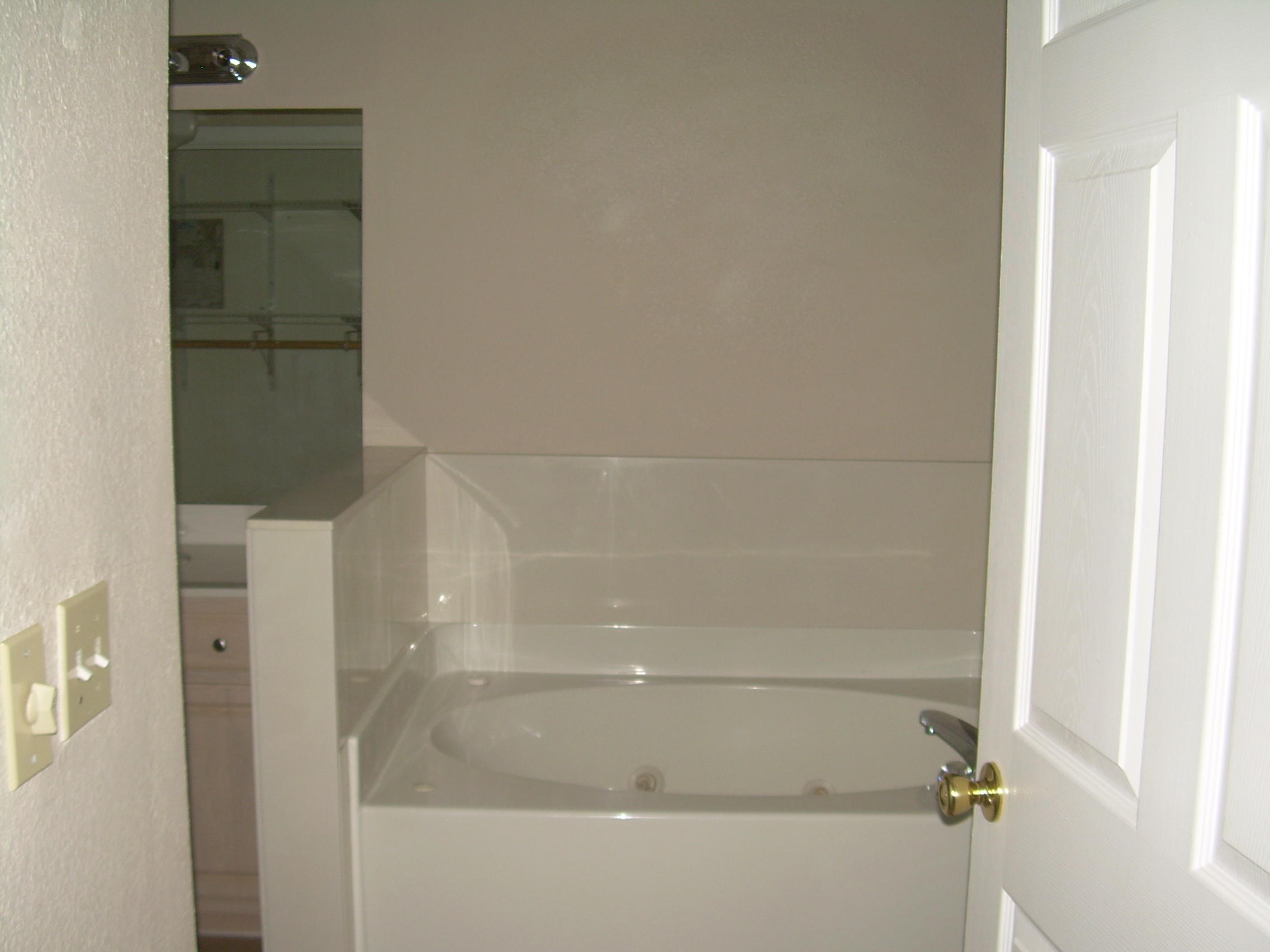 EMERALD BEACH Plat 1,Lot 20 Blk A - Residential