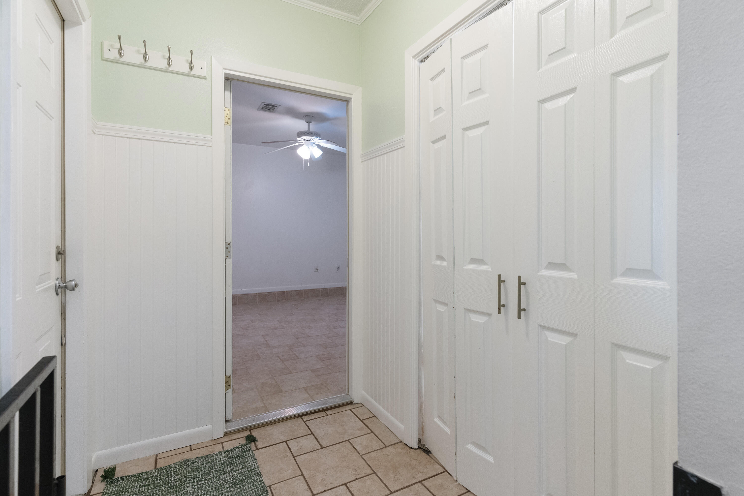 LAKE LORRAINE ESTATES 1 - Residential