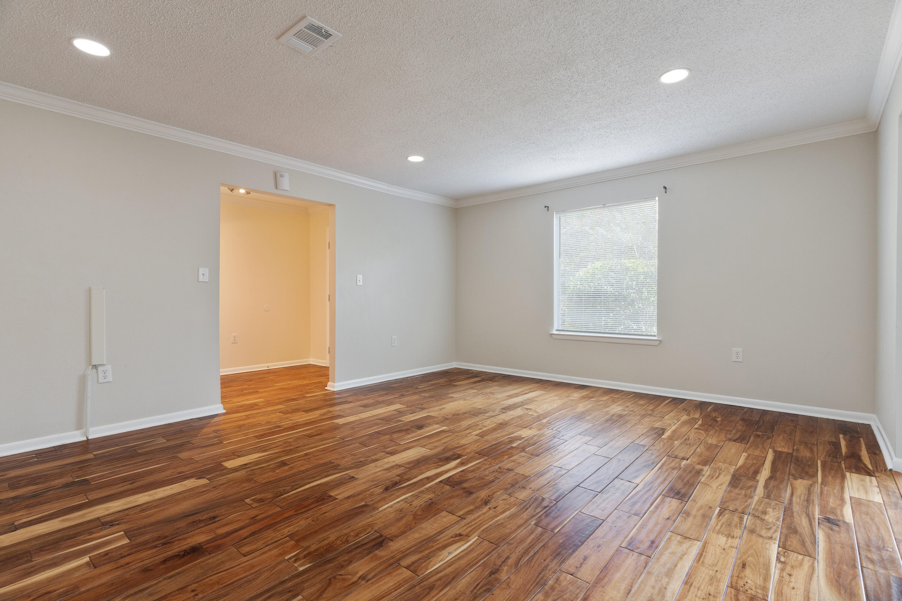 LAKE LORRAINE ESTATES 1 - Residential