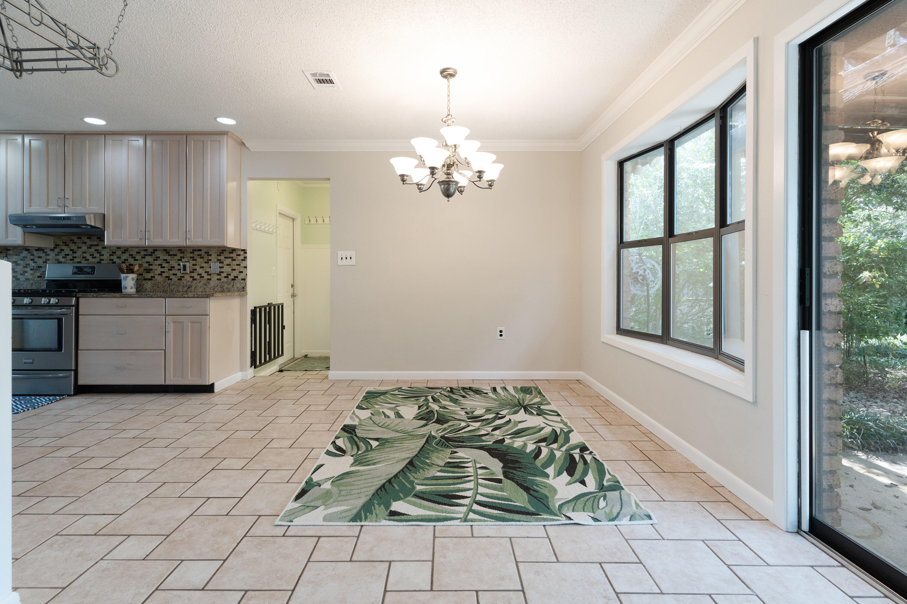 LAKE LORRAINE ESTATES 1 - Residential