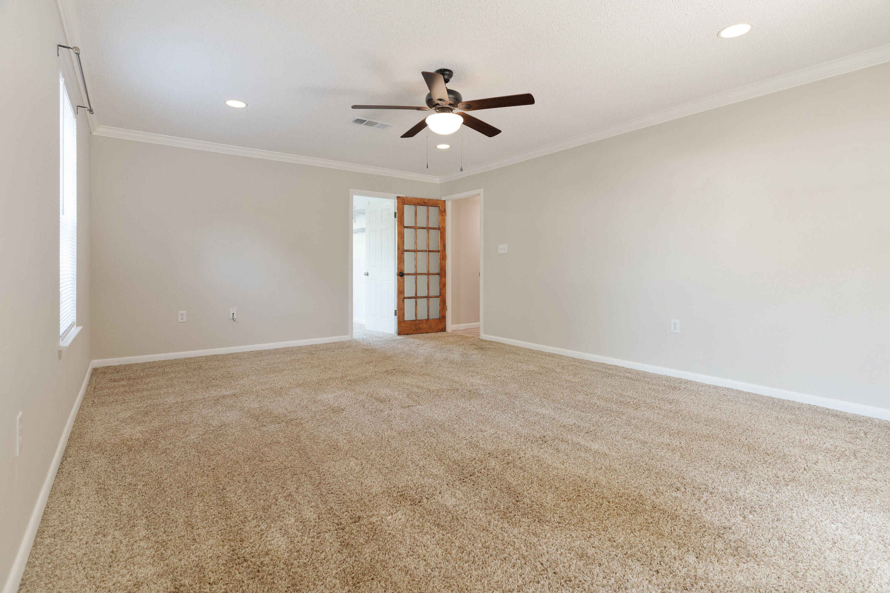 LAKE LORRAINE ESTATES 1 - Residential