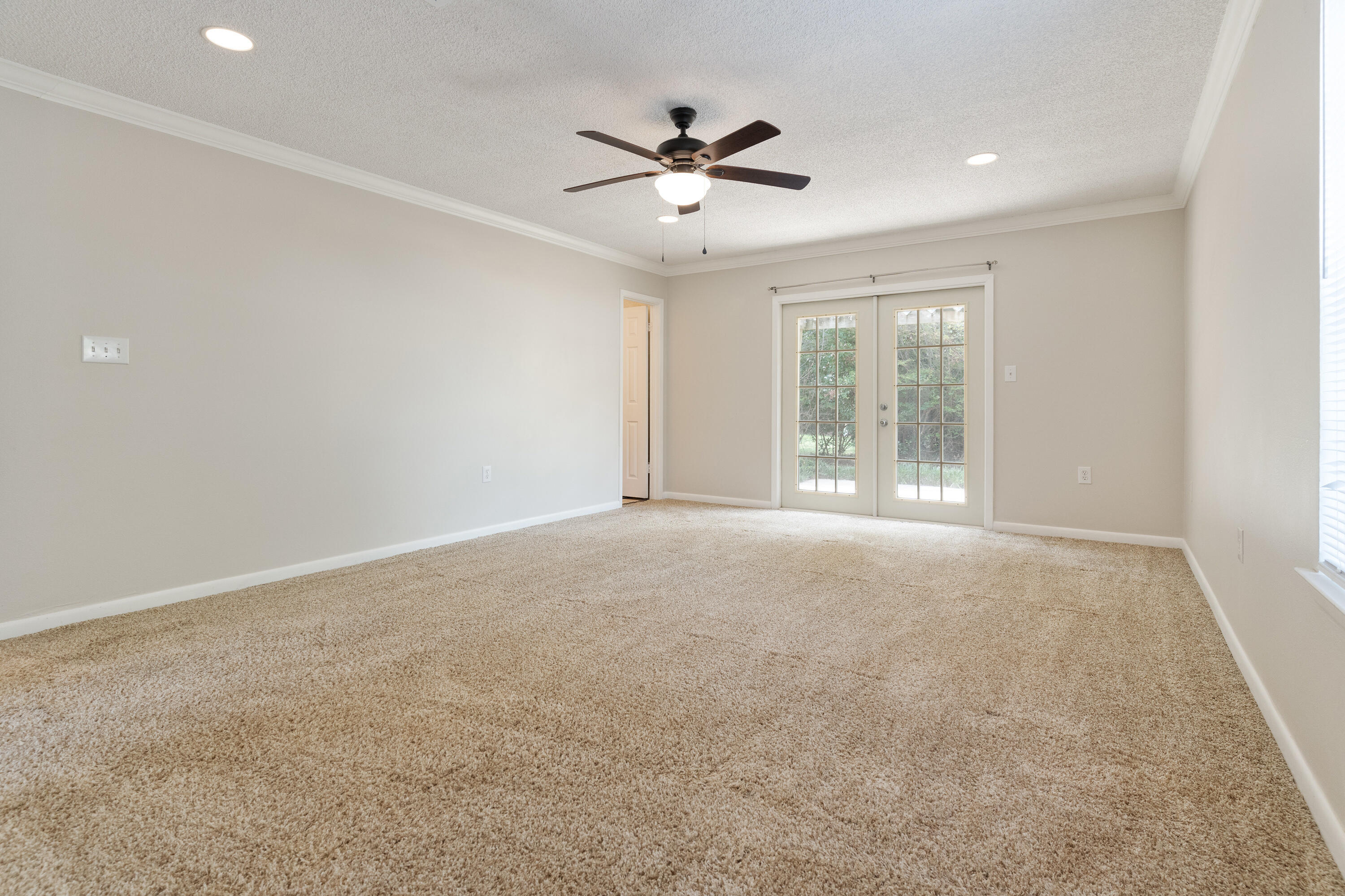 LAKE LORRAINE ESTATES 1 - Residential