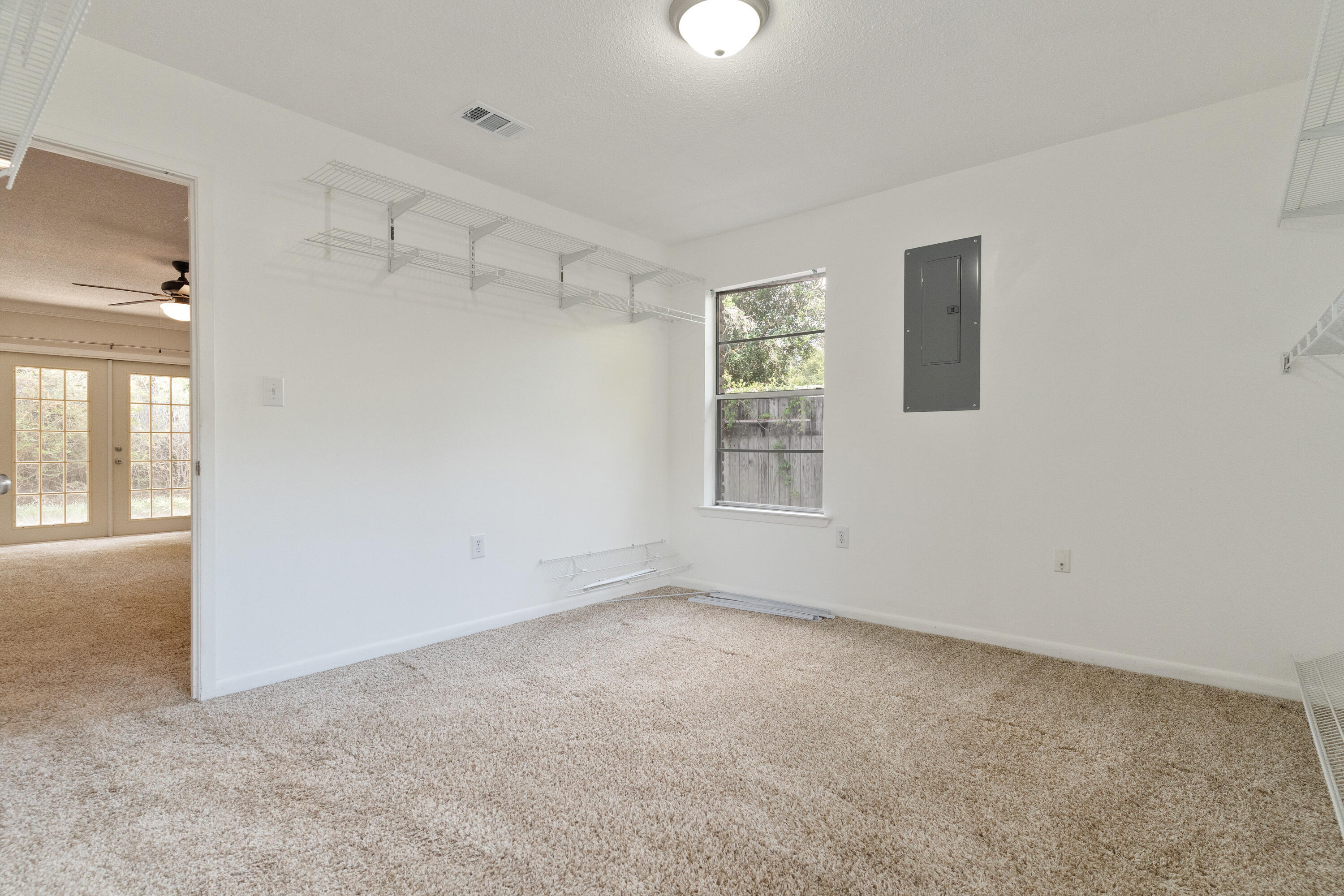 LAKE LORRAINE ESTATES 1 - Residential