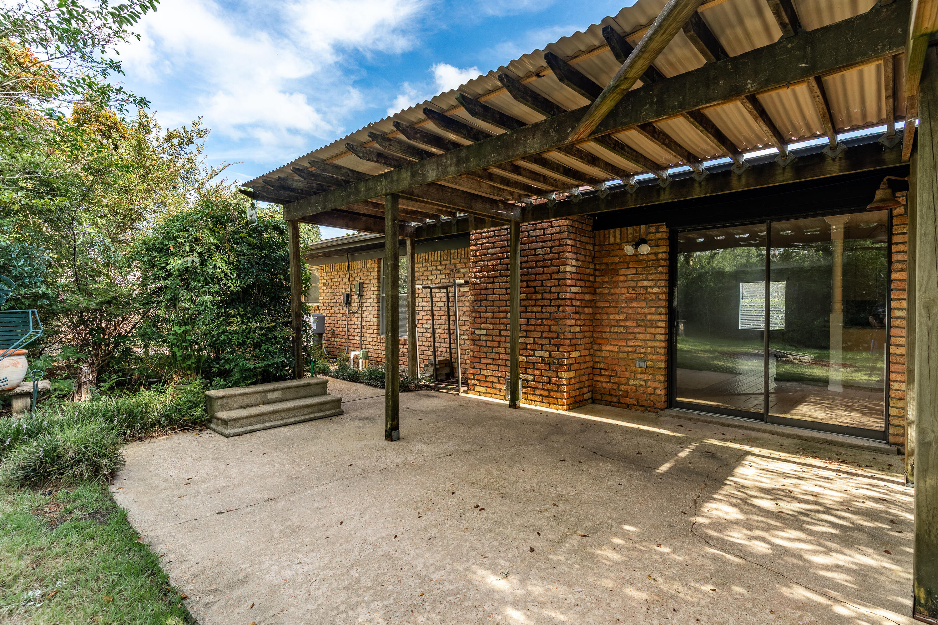 LAKE LORRAINE ESTATES 1 - Residential