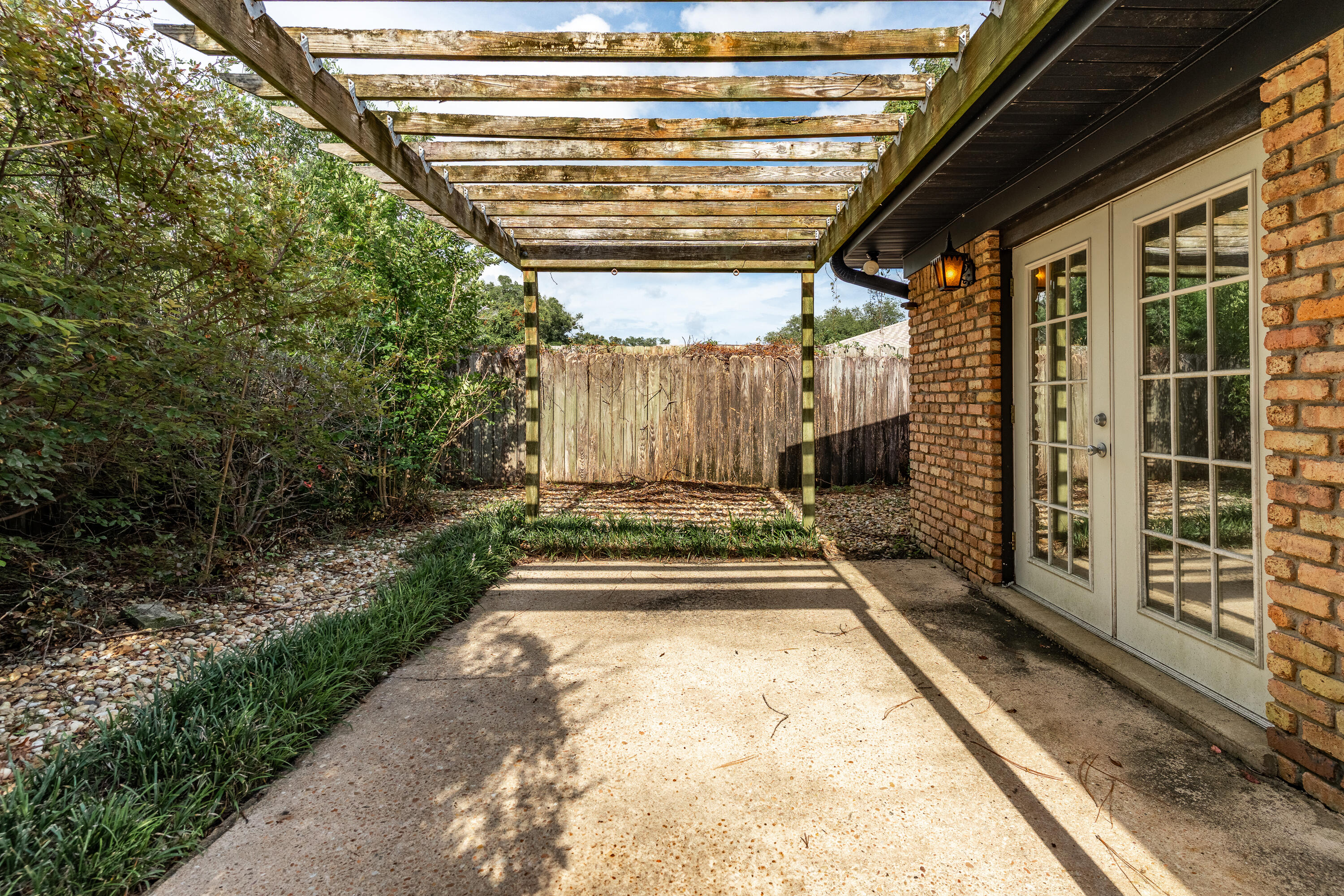 LAKE LORRAINE ESTATES 1 - Residential