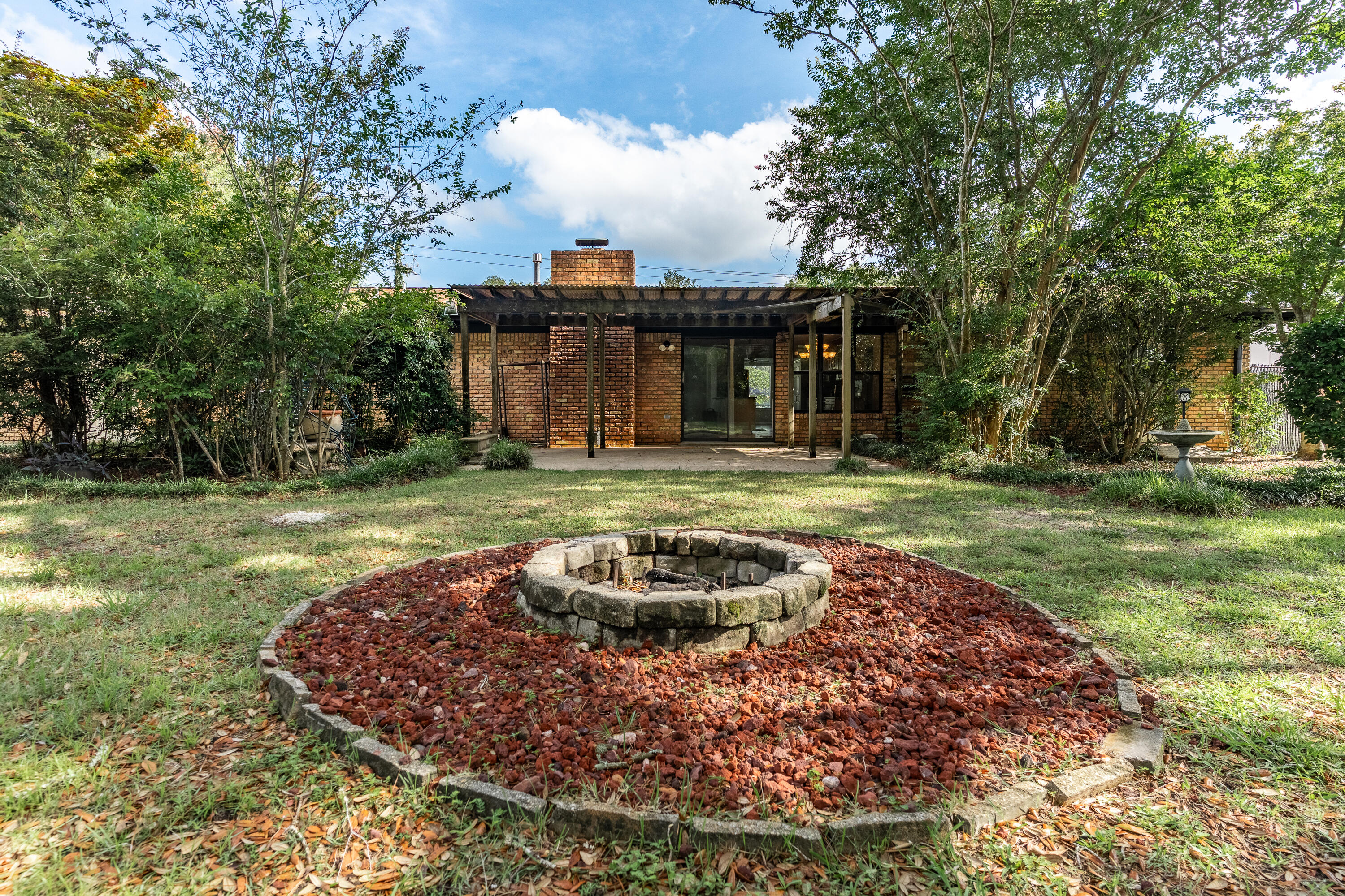 LAKE LORRAINE ESTATES 1 - Residential
