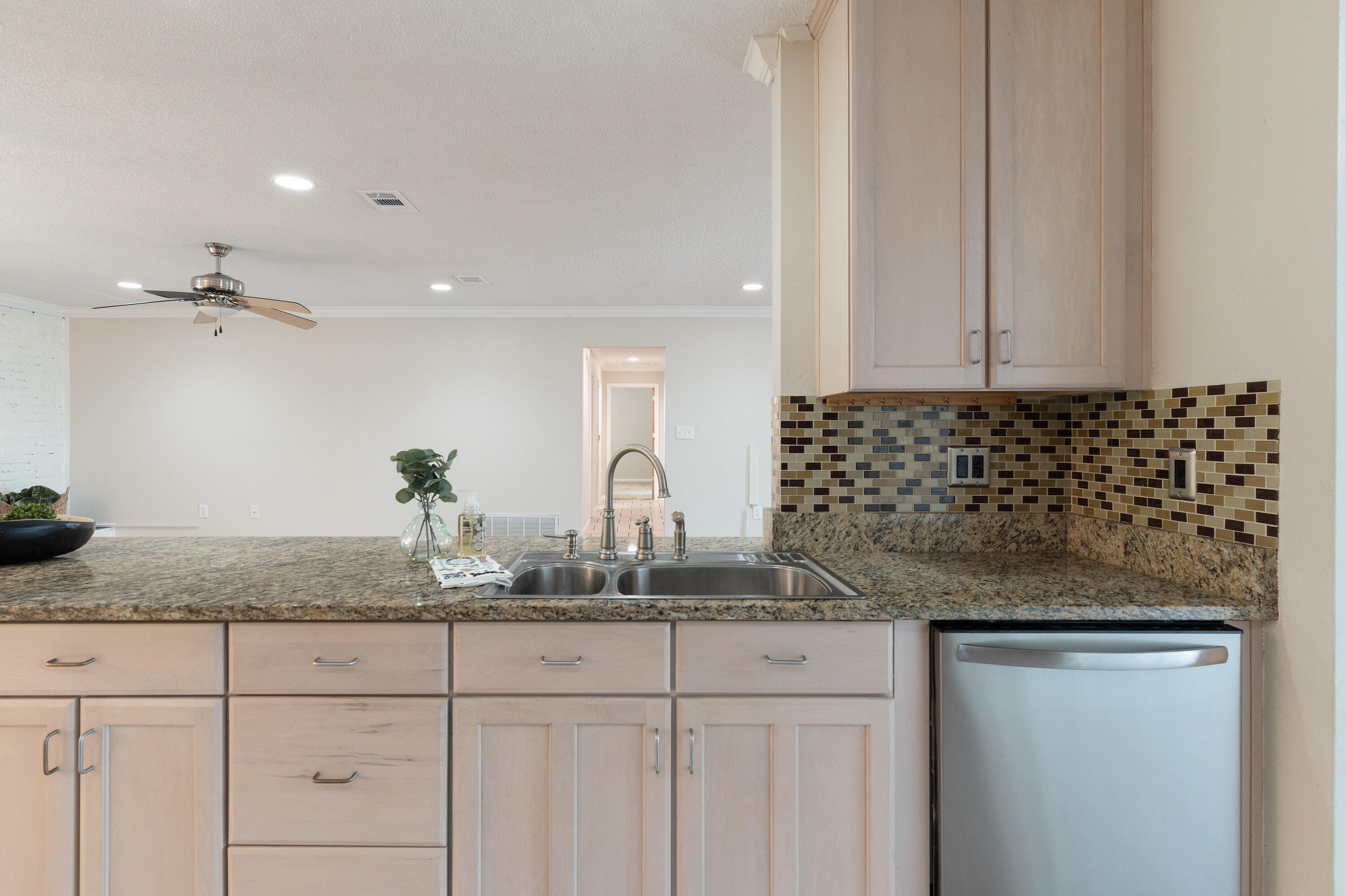 LAKE LORRAINE ESTATES 1 - Residential