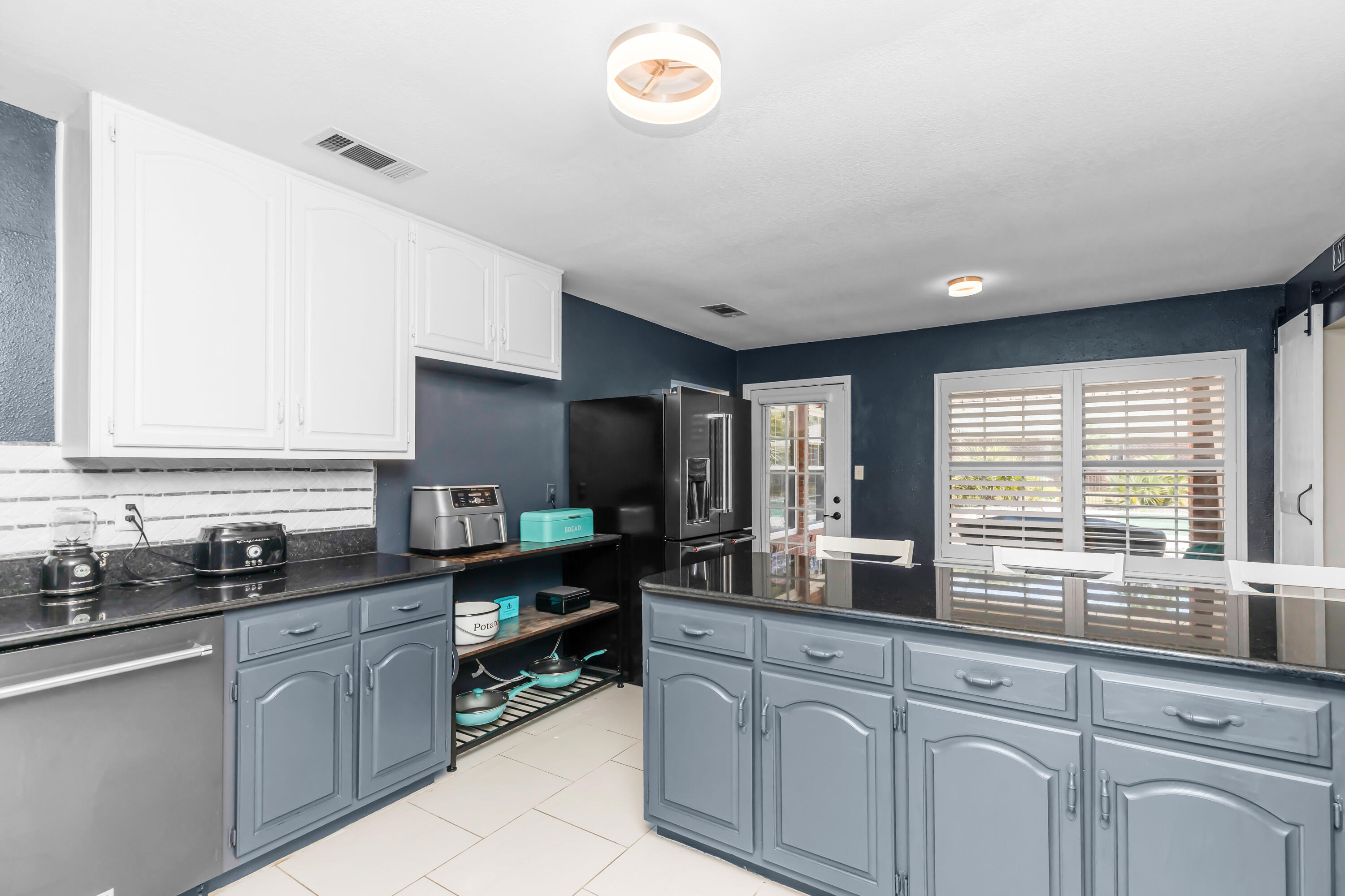 HIDDEN CREEK AT HOLLEY BY THE SEA - Residential