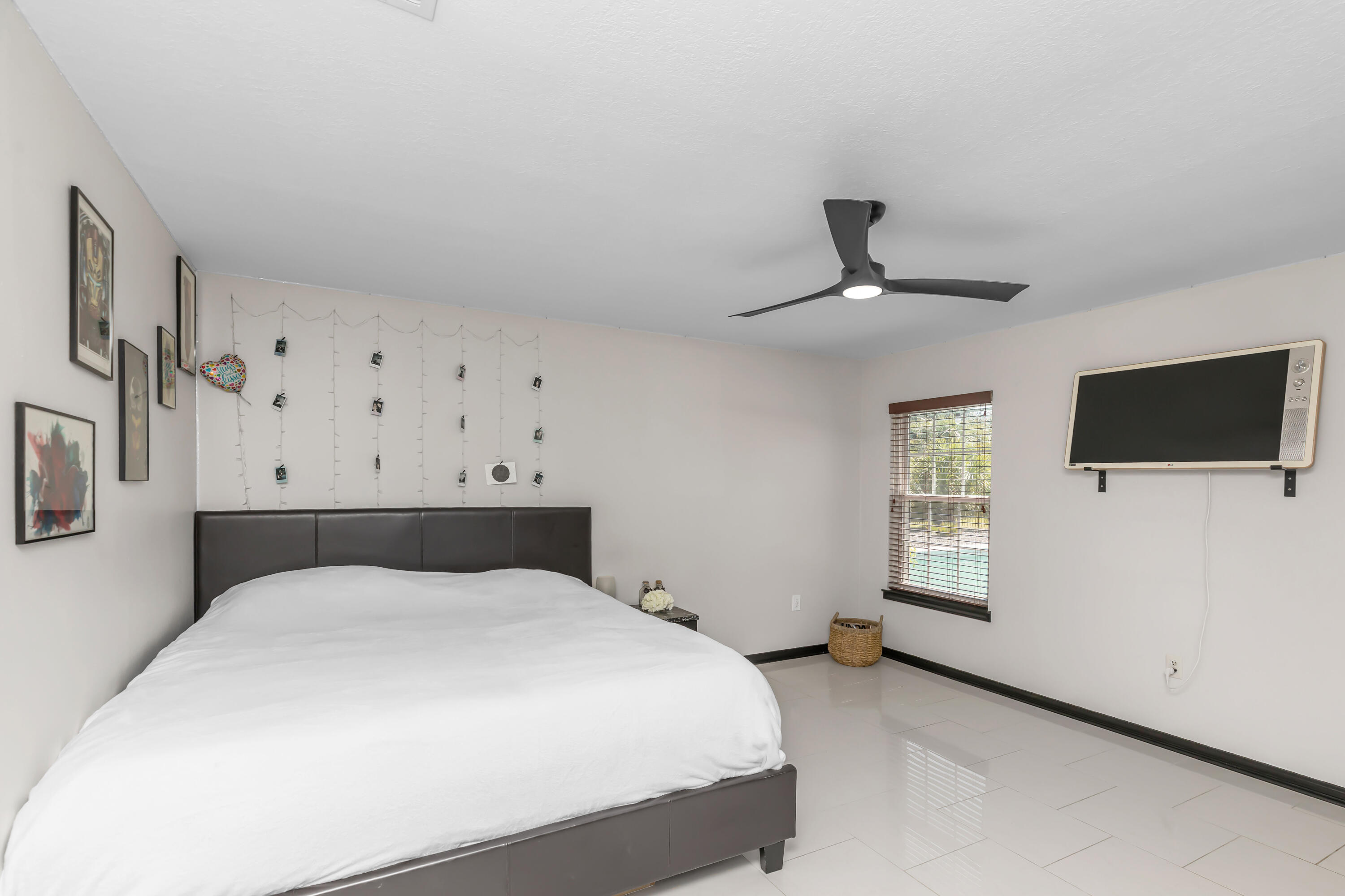 HIDDEN CREEK AT HOLLEY BY THE SEA - Residential