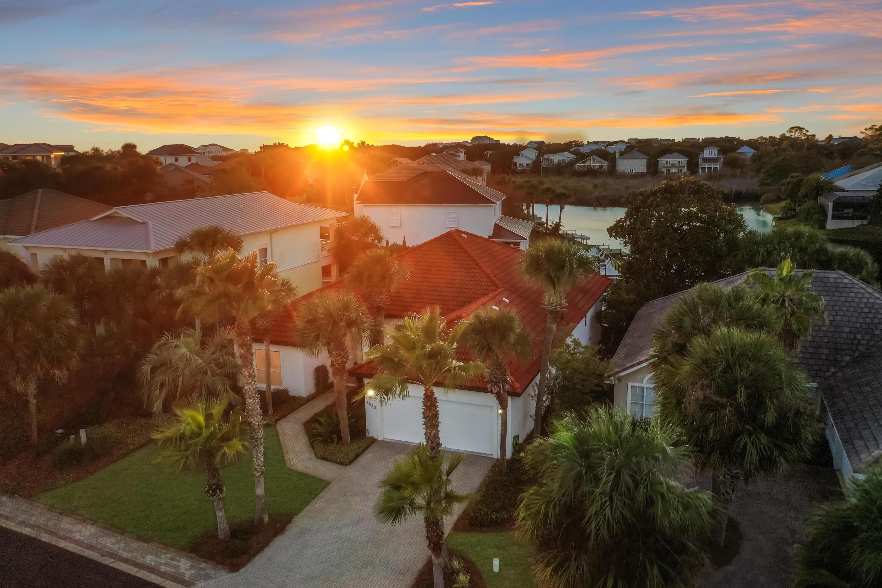 4630 Paradise Isle
