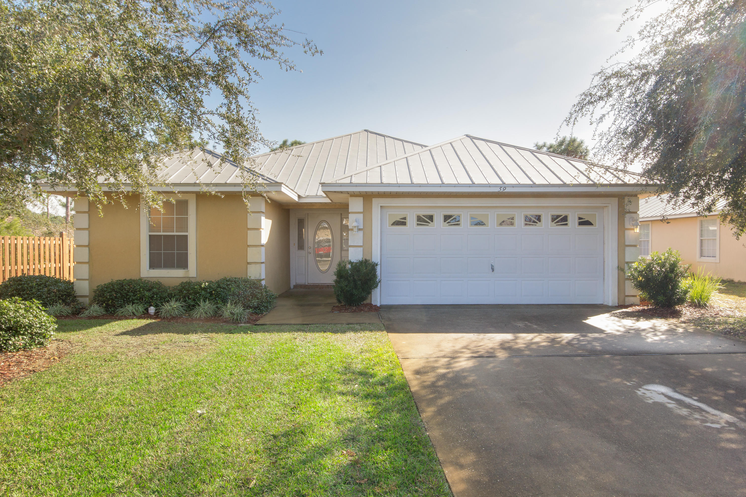 TERRIFIC RENTAL. WATERFRONT HOME IN THE COMMUNITY OF DRIFTWOOD ESTATES. JUST 2 MILES FROM HWY.98 CONVENIENCE PLUS. SPACIOUS LIVING ROOM , WALKING OUT TO PATIO AND THE TRANQUIL VIEW OF THE POND.LG. MASTER BEDROOM & BATH.KITCHEN WITH ALL APPLIANCES AND LOTS OF CABINET SPACE. 2 CAR GARAGE AND PARTIALLY FENCED BACK YARD.DRIFTWOOD ESTATES HAS A COMMUNITY PARK WITH WALKING TRAILS AND PLAYGROUND.MOVE IN READY ON 03/01/18