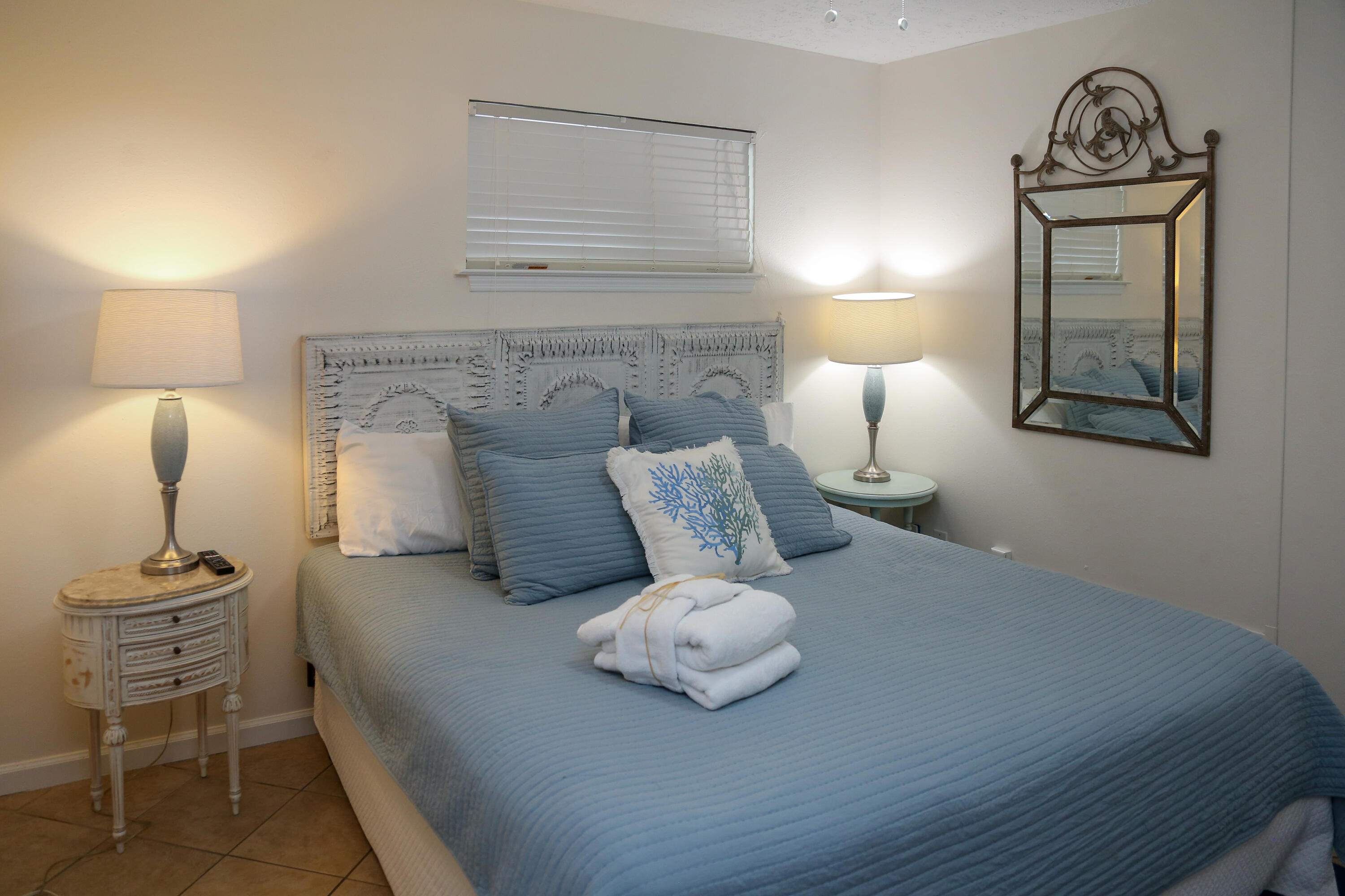 LEEWARD CONDO 2 - Residential