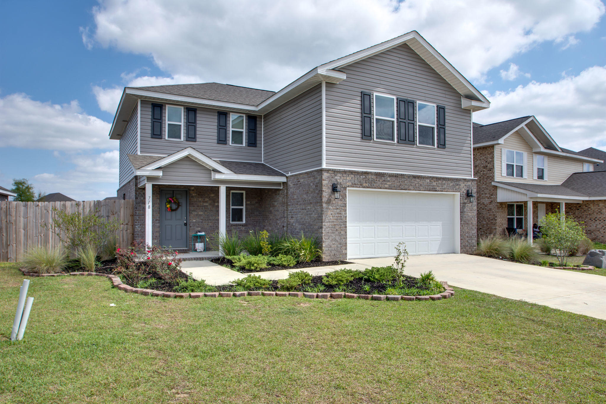 Redstone Commons - Residential