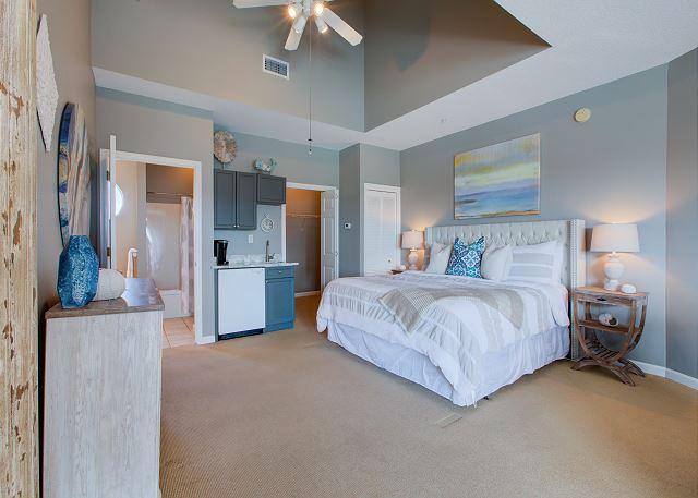 BEACH POINTE T/H - Residential