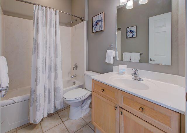 BEACH POINTE T/H - Residential