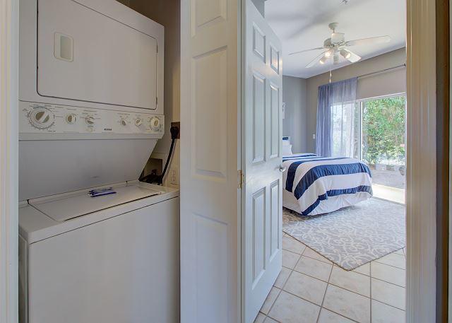 BEACH POINTE T/H - Residential