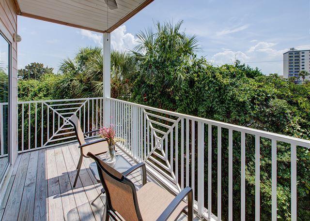 BEACH POINTE T/H - Residential