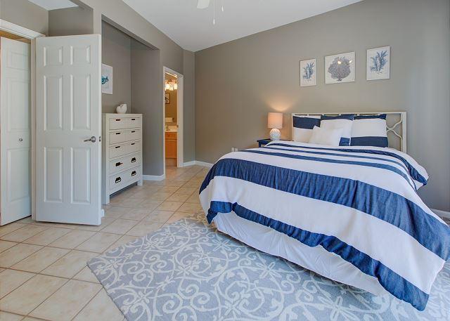 BEACH POINTE T/H - Residential