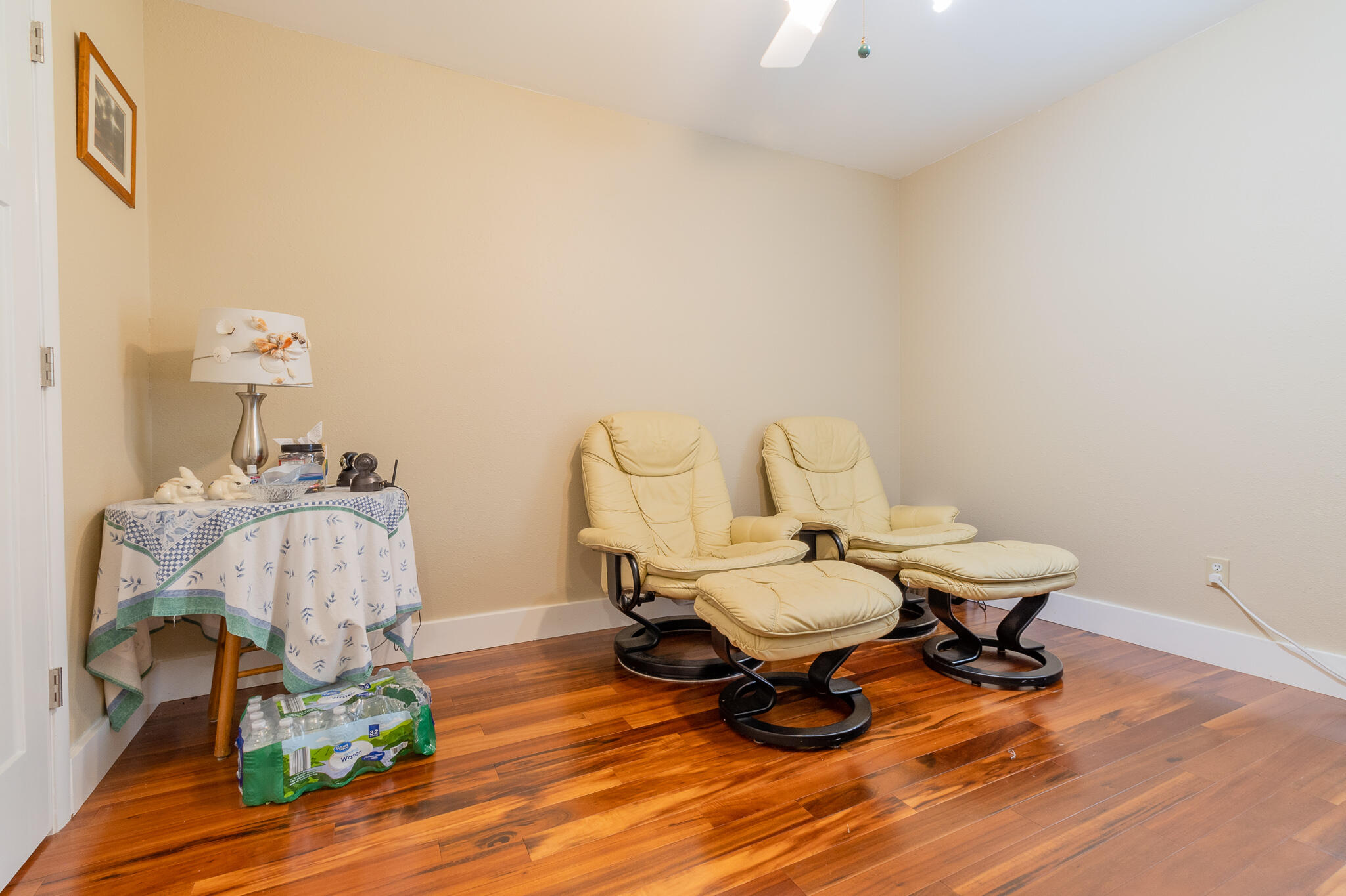 MILTON COURTS - Residential