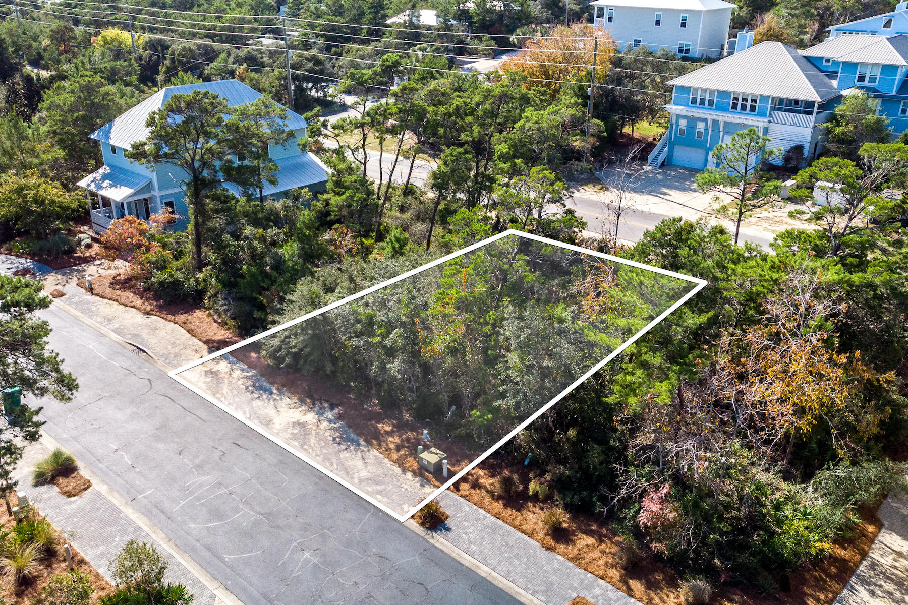 LAKESIDE AT BLUE MOUNTAIN BEACH - Land