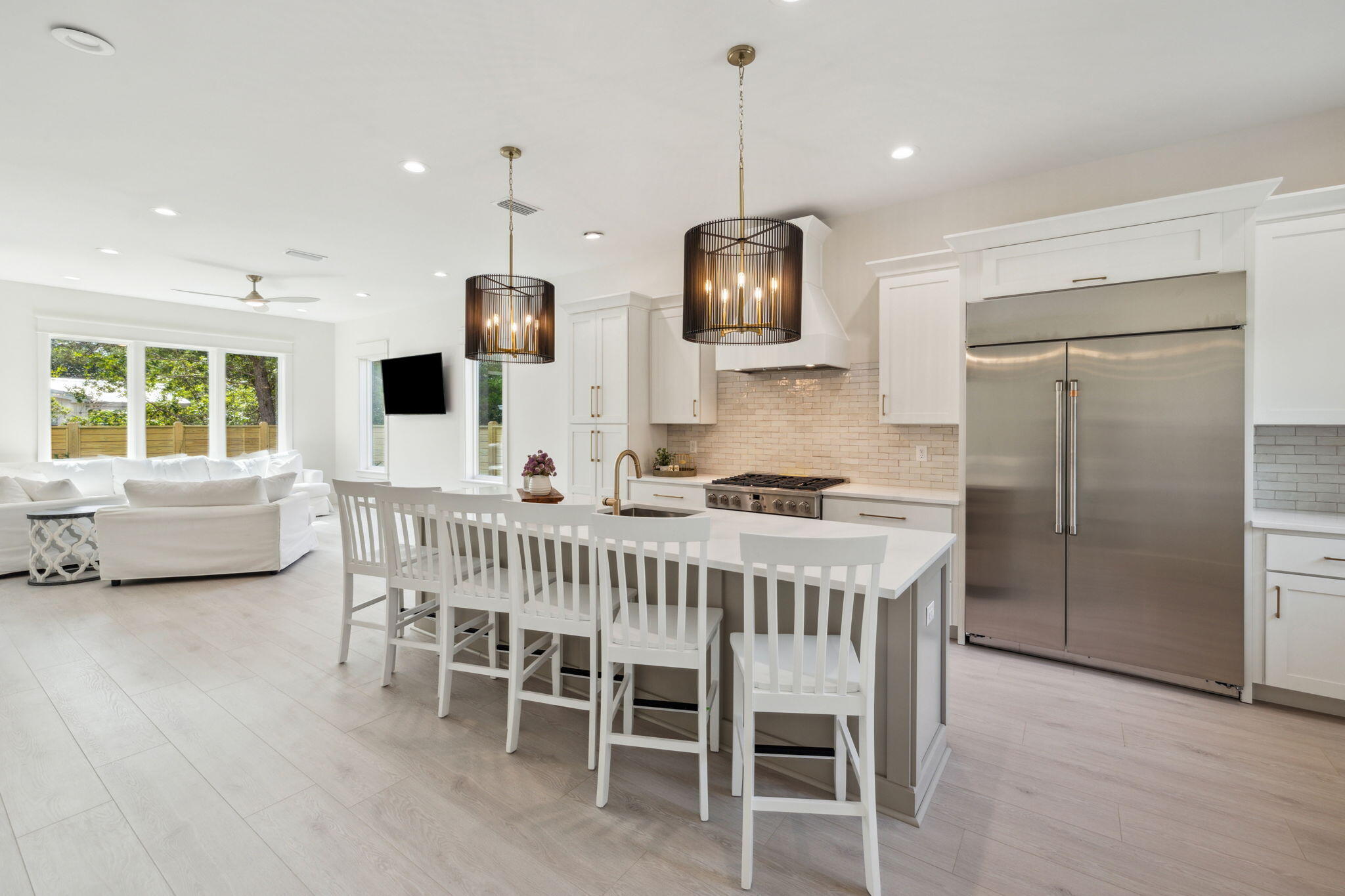 EASTERN LAKE S/D - Residential