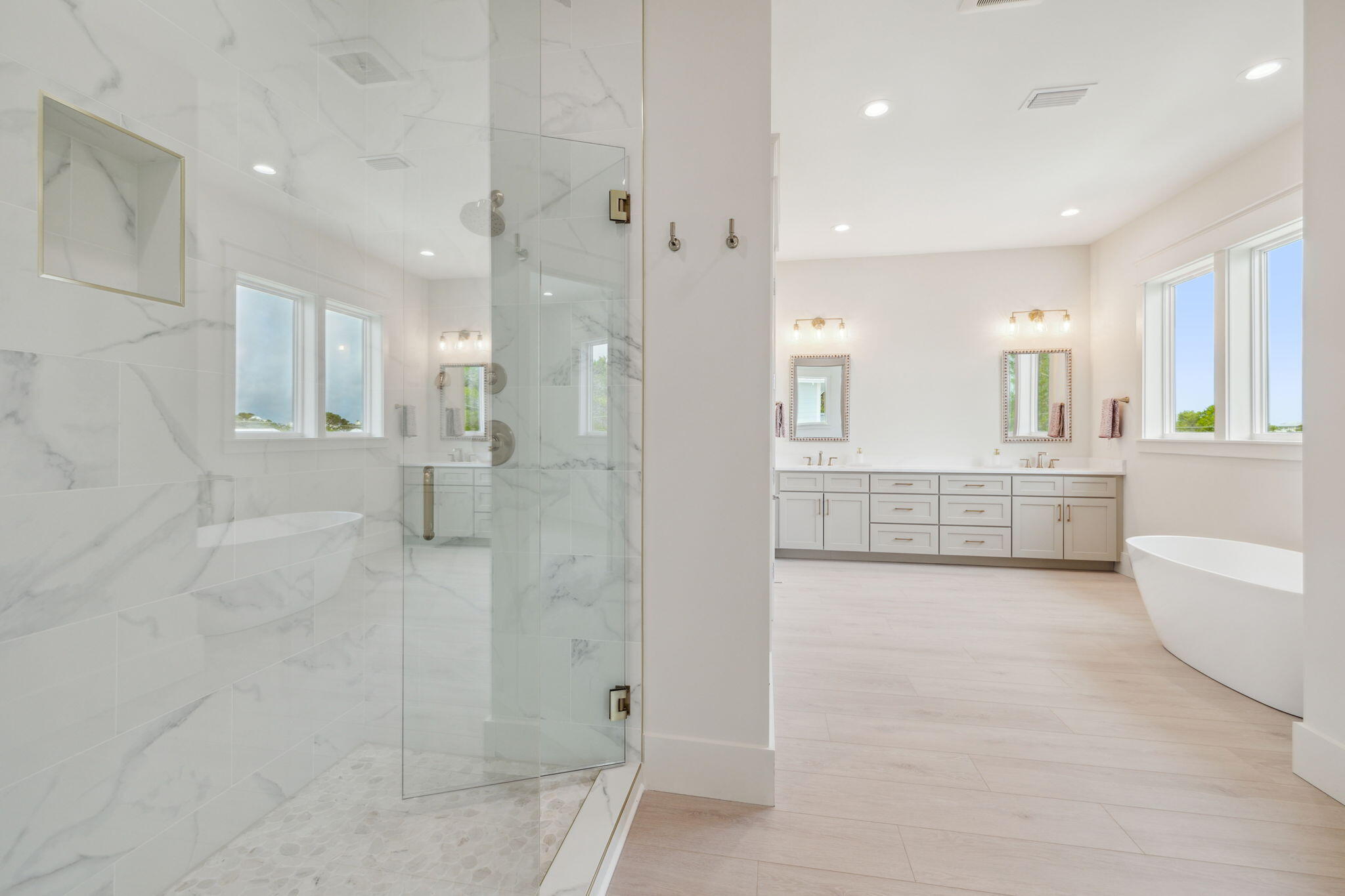 EASTERN LAKE S/D - Residential