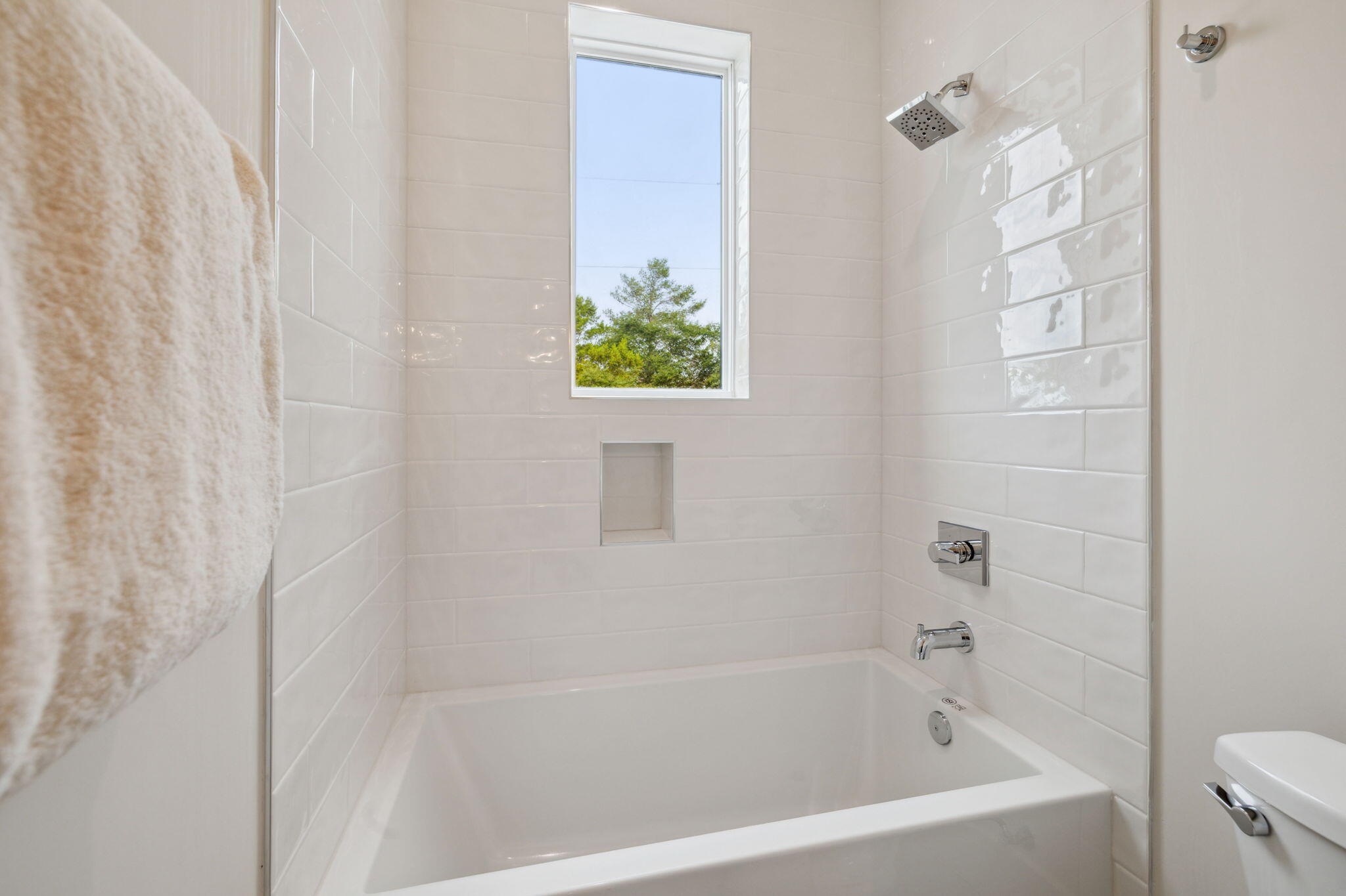 EASTERN LAKE S/D - Residential