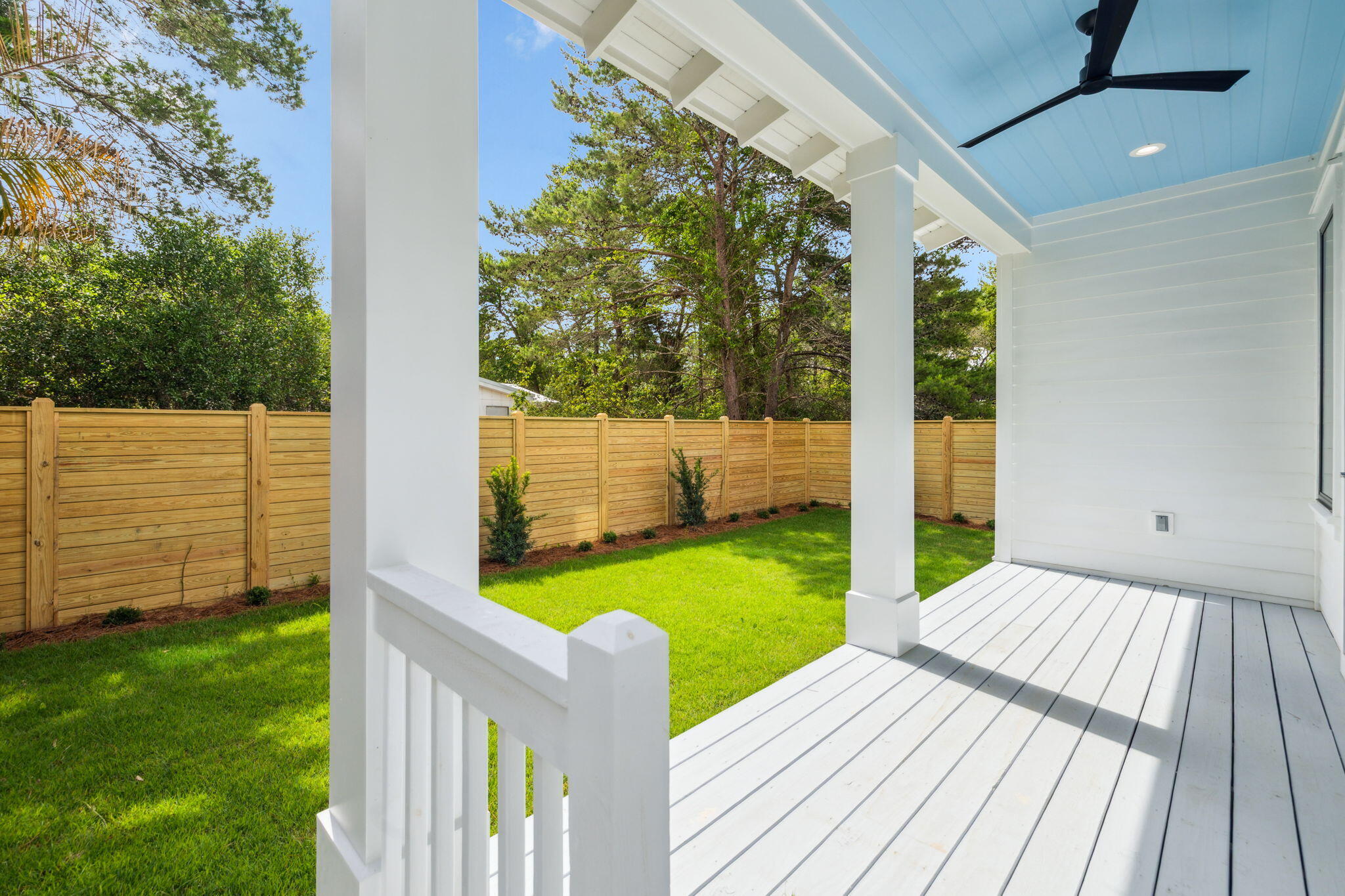 EASTERN LAKE S/D - Residential