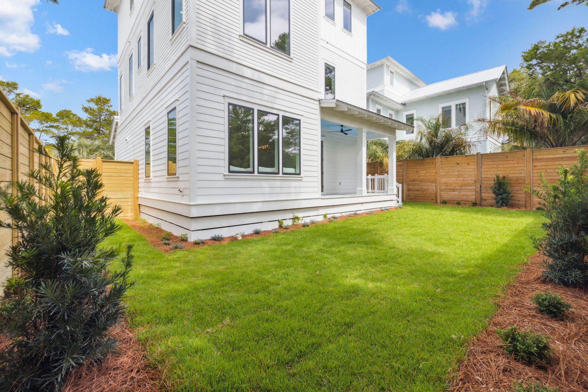 EASTERN LAKE S/D - Residential