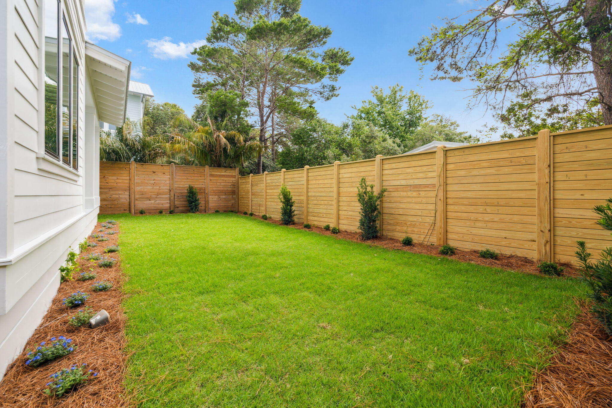 EASTERN LAKE S/D - Residential