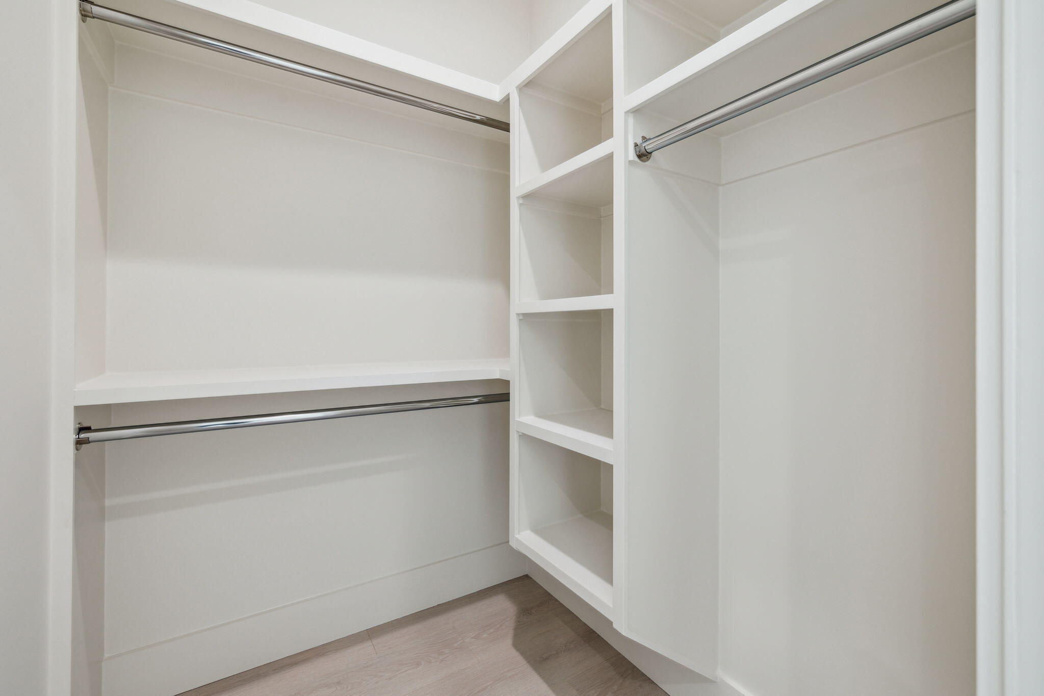 EASTERN LAKE S/D - Residential