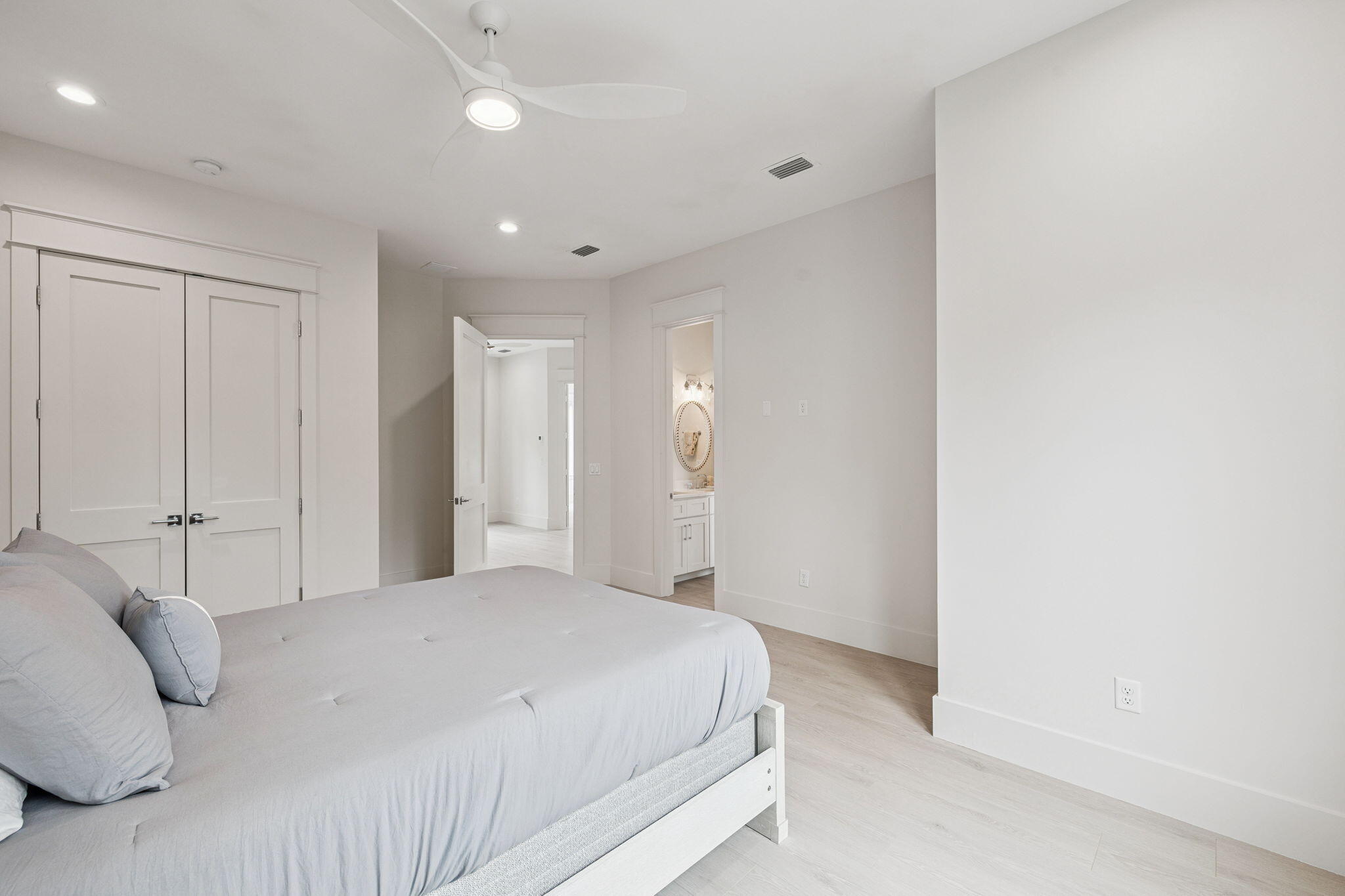 EASTERN LAKE S/D - Residential