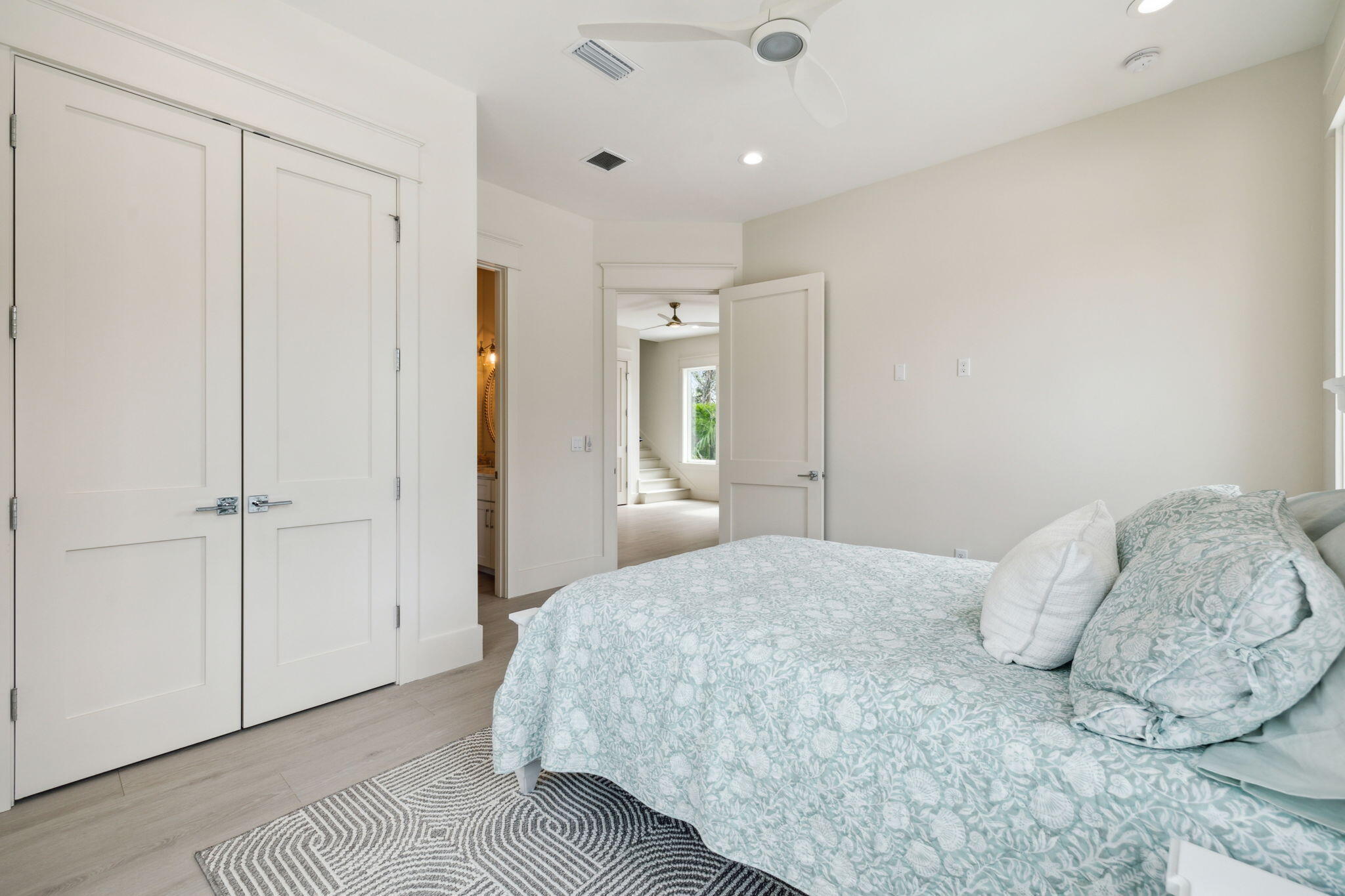 EASTERN LAKE S/D - Residential