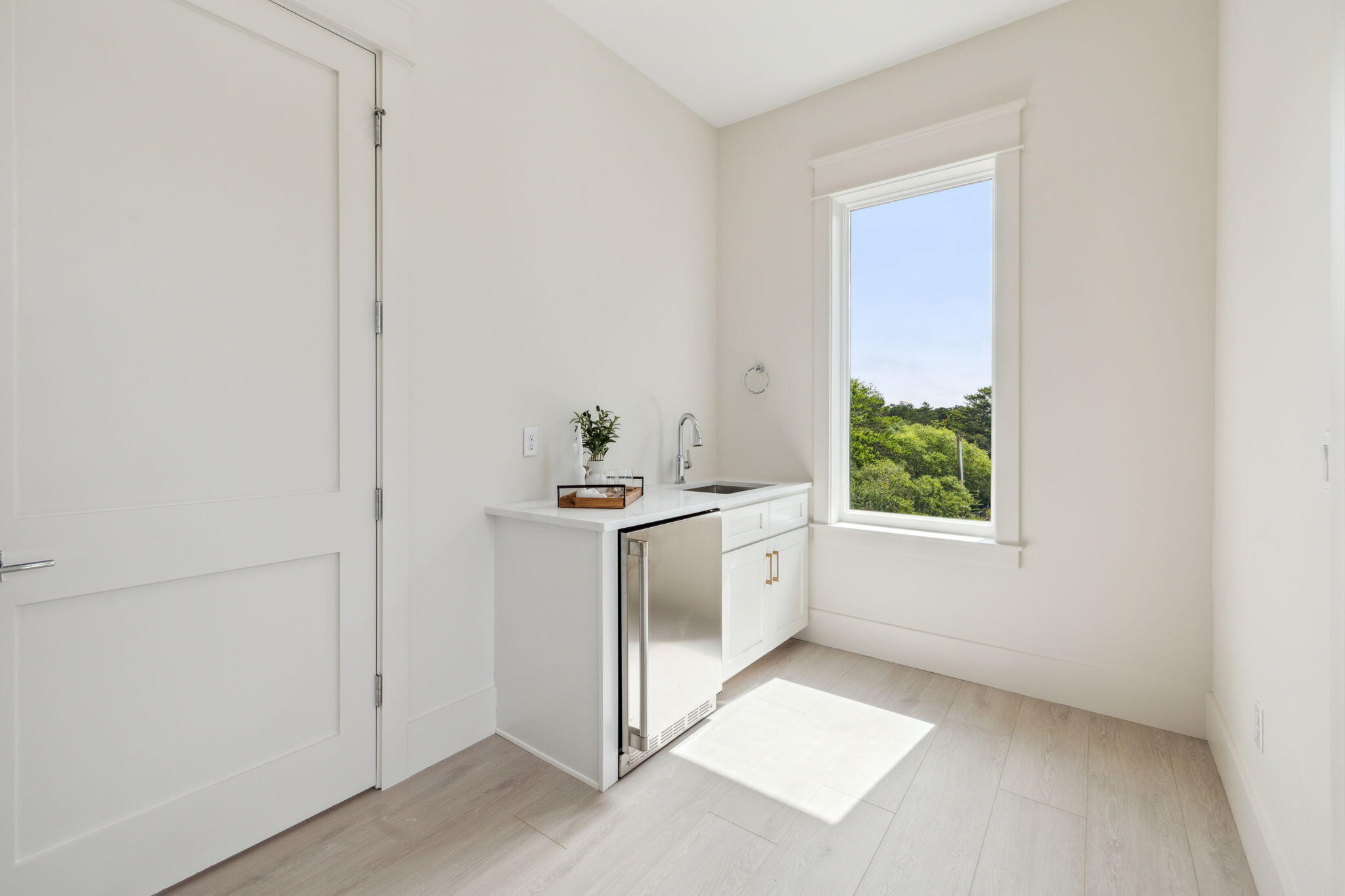 EASTERN LAKE S/D - Residential