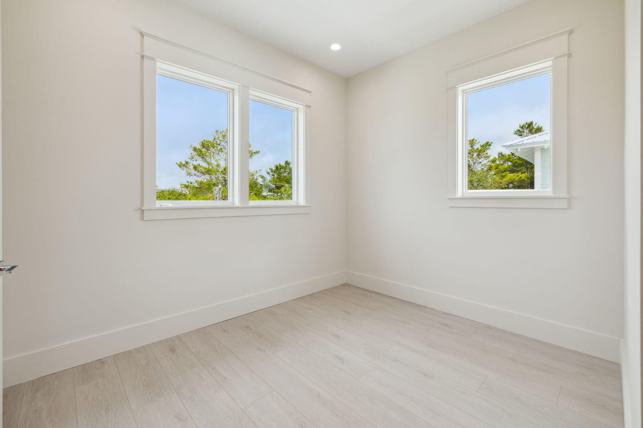 EASTERN LAKE S/D - Residential